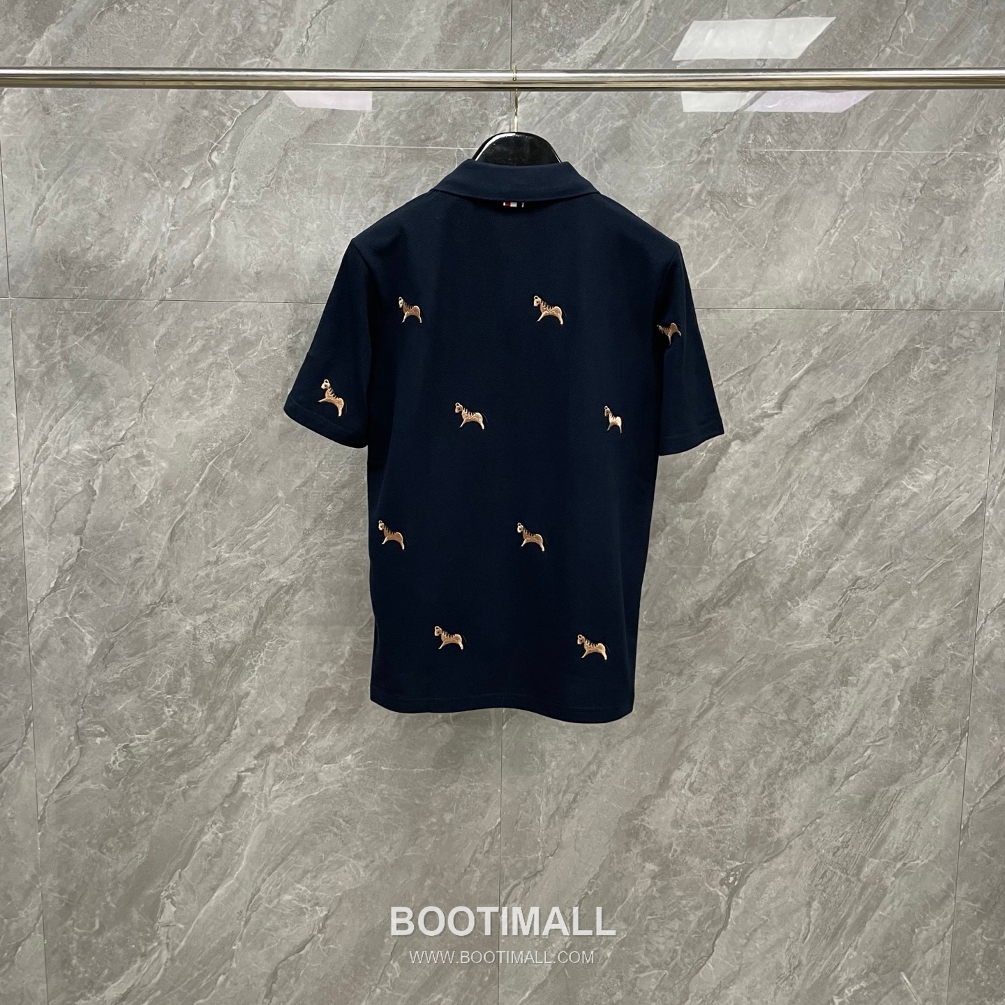 Thom Browne Horse Embroidery Polo Shirt - Year of the Horse Limited Edition Cotton Navy Blue, Gray, White Polo Shirt 말 자수 폴로 셔츠 - 말의 해 한정판 코튼 네이비 블루, 그레이, 화이트 폴로 셔츠 15