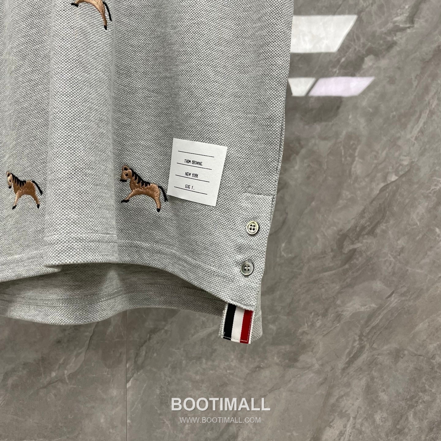 Thom Browne Horse Embroidery Polo Shirt - Year of the Horse Limited Edition Cotton Navy Blue, Gray, White Polo Shirt 말 자수 폴로 셔츠 - 말의 해 한정판 코튼 네이비 블루, 그레이, 화이트 폴로 셔츠 9