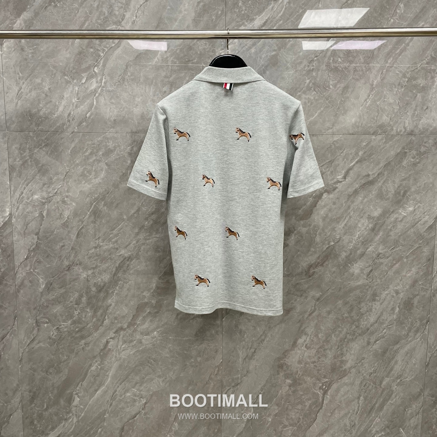 Thom Browne Horse Embroidery Polo Shirt - Year of the Horse Limited Edition Cotton Navy Blue, Gray, White Polo Shirt 말 자수 폴로 셔츠 - 말의 해 한정판 코튼 네이비 블루, 그레이, 화이트 폴로 셔츠 12