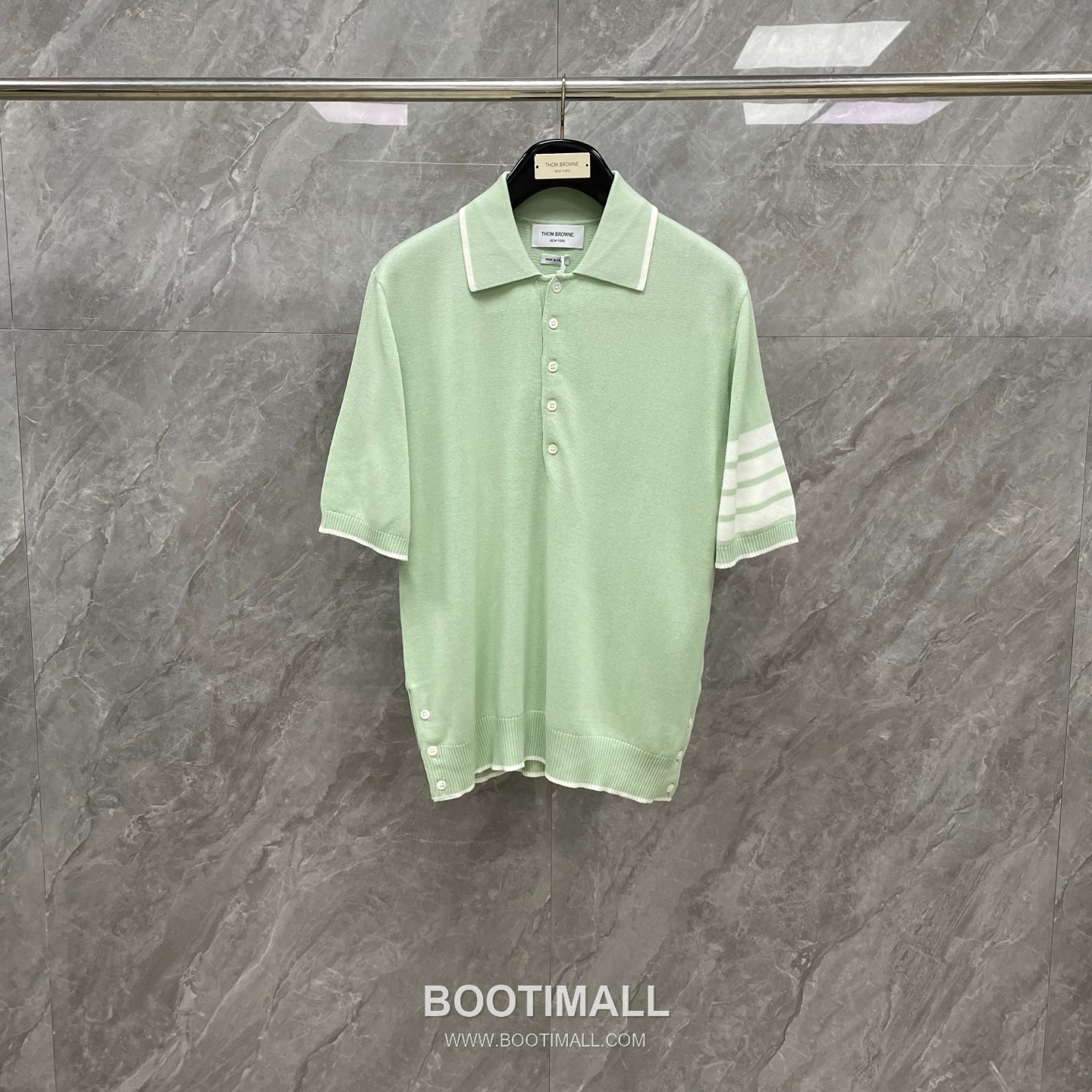 Thom Browne Four-Stripe Silk Short Sleeve Polo Shirt Mulberry Silk, Cotton Blend Gray, Navy, Blue, Mint Green Polo Shirt 4- 바 실크 반팔 폴로 셔츠 상급 실크, 코튼 혼방 그레이, 네이비, 블루, 민트 그린 폴로 셔츠 8