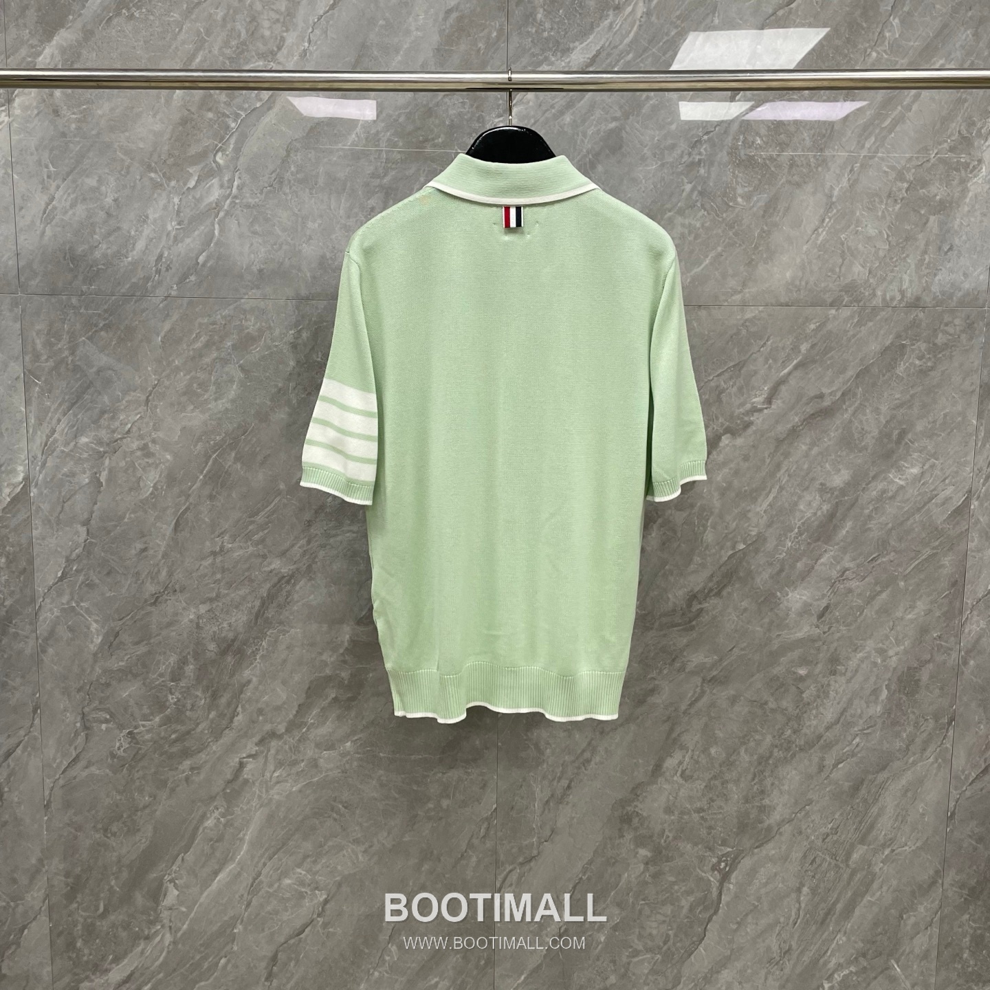 Thom Browne Four-Stripe Silk Short Sleeve Polo Shirt Mulberry Silk, Cotton Blend Gray, Navy, Blue, Mint Green Polo Shirt 4- 바 실크 반팔 폴로 셔츠 상급 실크, 코튼 혼방 그레이, 네이비, 블루, 민트 그린 폴로 셔츠 15