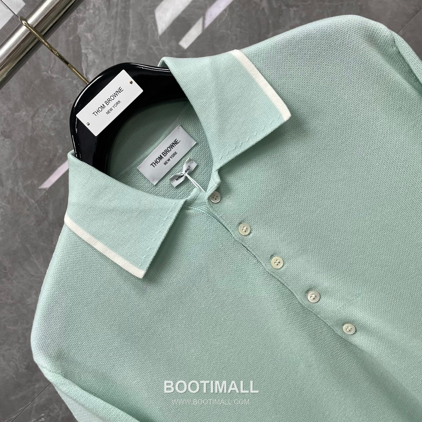 Thom Browne Four-Stripe Silk Short Sleeve Polo Shirt Mulberry Silk, Cotton Blend Gray, Navy, Blue, Mint Green Polo Shirt 4- 바 실크 반팔 폴로 셔츠 상급 실크, 코튼 혼방 그레이, 네이비, 블루, 민트 그린 폴로 셔츠 7