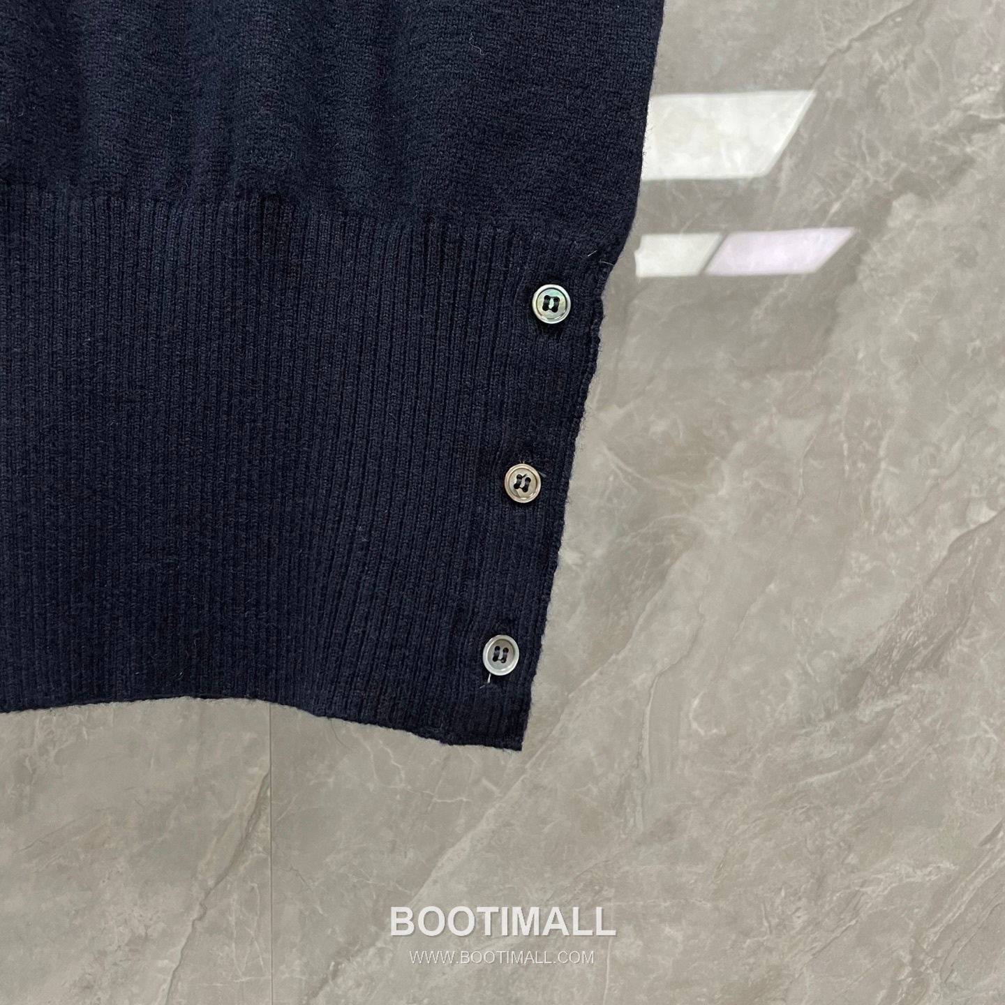 Thom Browne Horse Graphic Short Sleeve T-Shirt Cotton Navy T-Shirt 말 그래픽 반팔 티셔츠 코튼 네이비 티셔츠 0, 1, 2 11