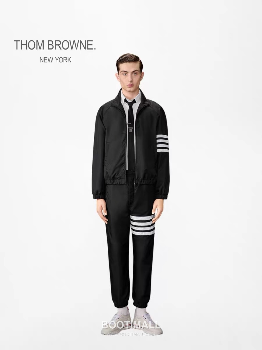 Thom Browne Four-Bar Stripe Stand Collar Windbreaker Jacket Nylon Black Jacket 포 바 스트라이프 스탠드 칼라 윈드브레이커 자켓 나일론 블랙 자켓 1, 2, 3, 4 3