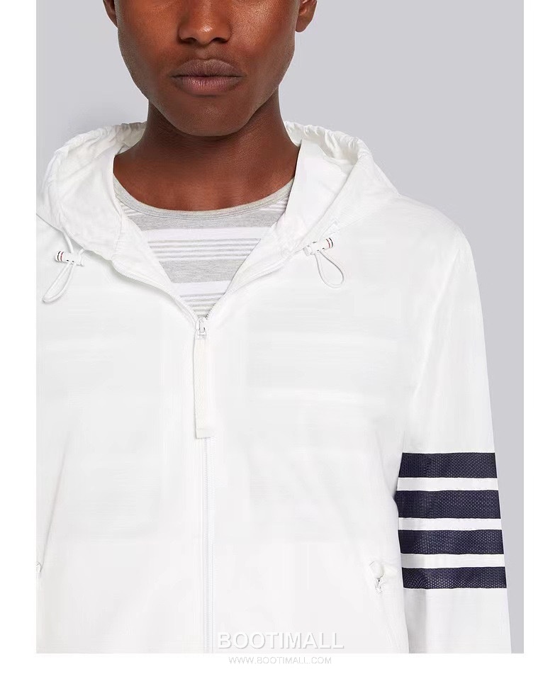 Thom Browne Four-Stripe Mesh Zip Hooded Jacket Nylon, Cotton Gray, Navy, White Jacket 4 줄 스트라이프 메쉬 지퍼 후드 자켓 나일론, 코튼 그레이, 네이비, 화이트 자켓 5