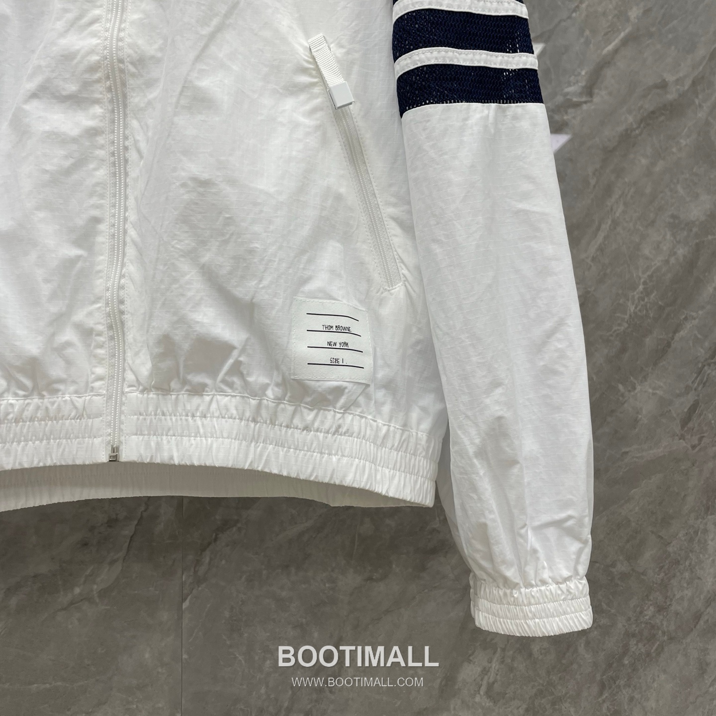 Thom Browne Four-Stripe Mesh Zip Hooded Jacket Nylon, Cotton Gray, Navy, White Jacket 4 줄 스트라이프 메쉬 지퍼 후드 자켓 나일론, 코튼 그레이, 네이비, 화이트 자켓 15