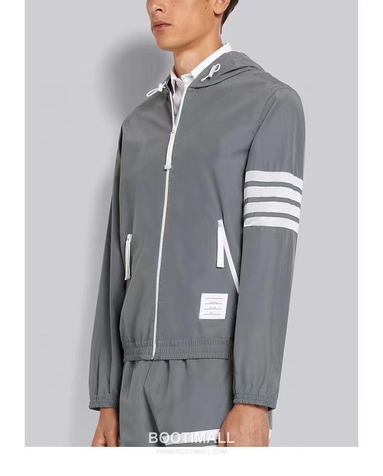 Thom Browne Four-Stripe Mesh Zip Hooded Jacket Nylon, Cotton Gray, Navy, White Jacket 4 줄 스트라이프 메쉬 지퍼 후드 자켓 나일론, 코튼 그레이, 네이비, 화이트 자켓 2
