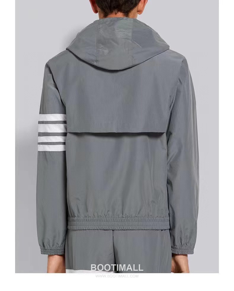 Thom Browne Four-Stripe Mesh Zip Hooded Jacket Nylon, Cotton Gray, Navy, White Jacket 4 줄 스트라이프 메쉬 지퍼 후드 자켓 나일론, 코튼 그레이, 네이비, 화이트 자켓 3