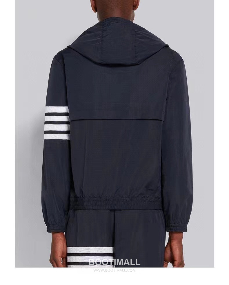 Thom Browne Four-Stripe Mesh Zip Hooded Jacket Nylon, Cotton Gray, Navy, White Jacket 4 줄 스트라이프 메쉬 지퍼 후드 자켓 나일론, 코튼 그레이, 네이비, 화이트 자켓 2