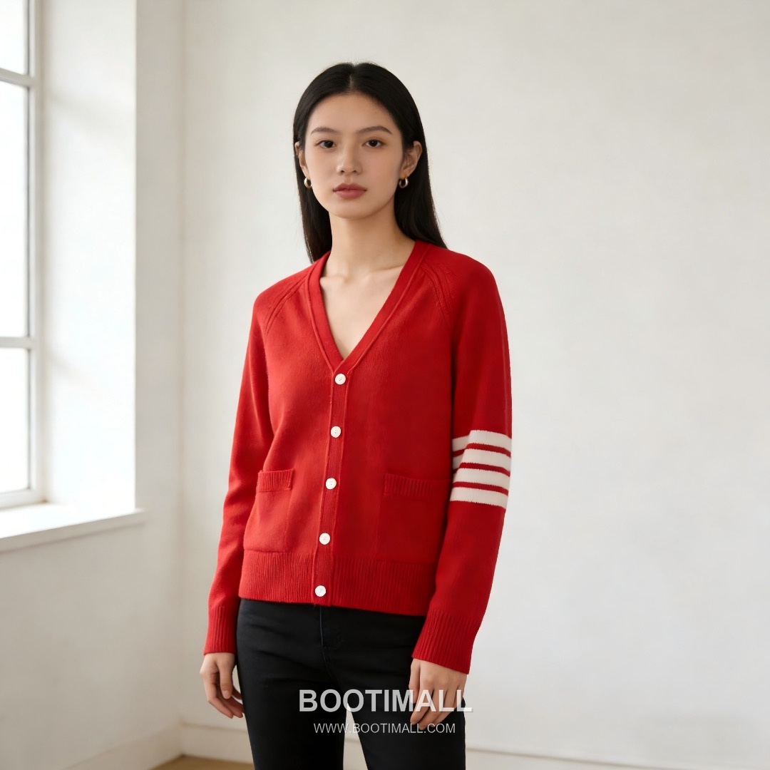 Thom Browne Short V-Neck Wool Cardigan Wool Red Cardigan 쇼트 V넥 울 카디건 울 레드 카디건 5