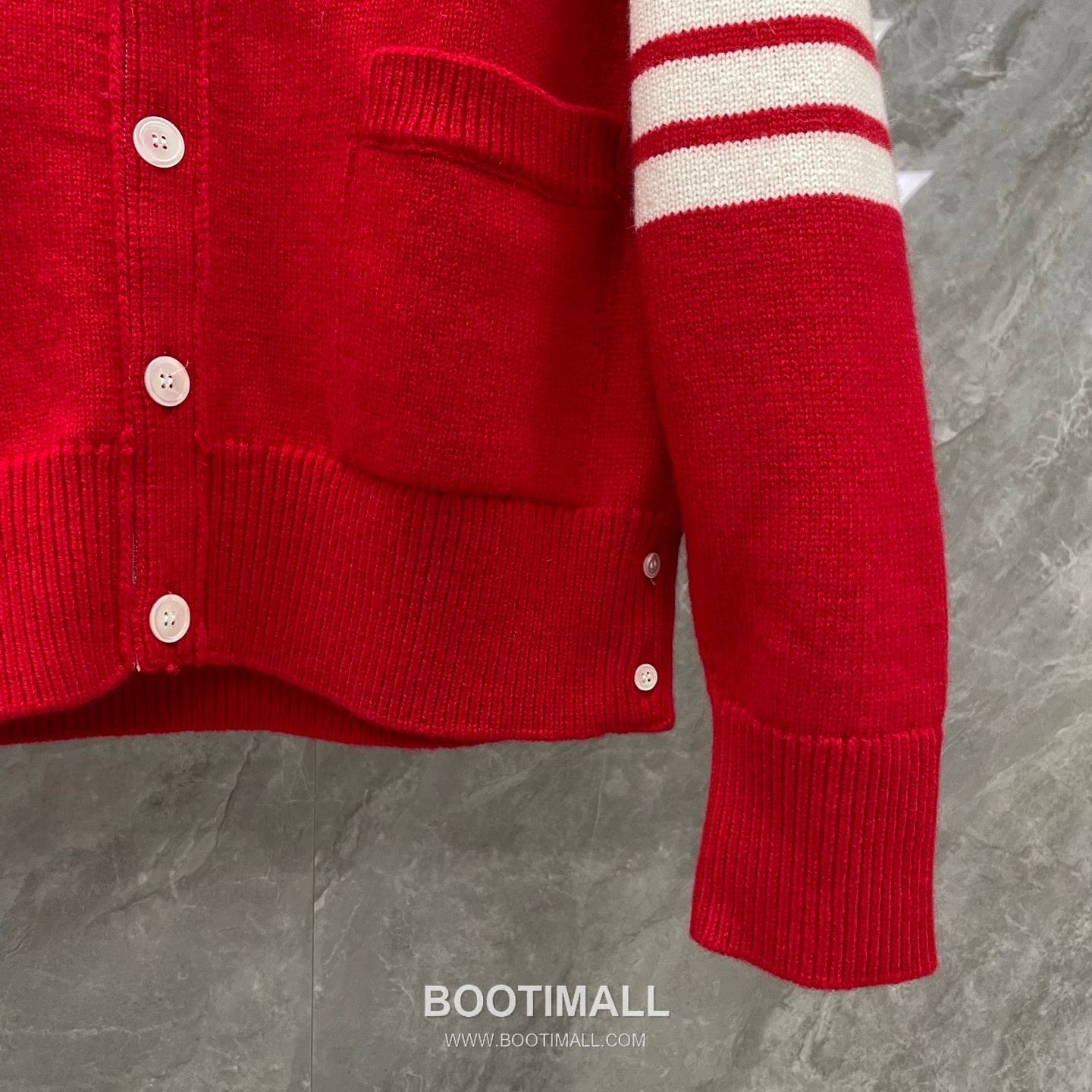 Thom Browne Short V-Neck Wool Cardigan Wool Red Cardigan 쇼트 V넥 울 카디건 울 레드 카디건 10