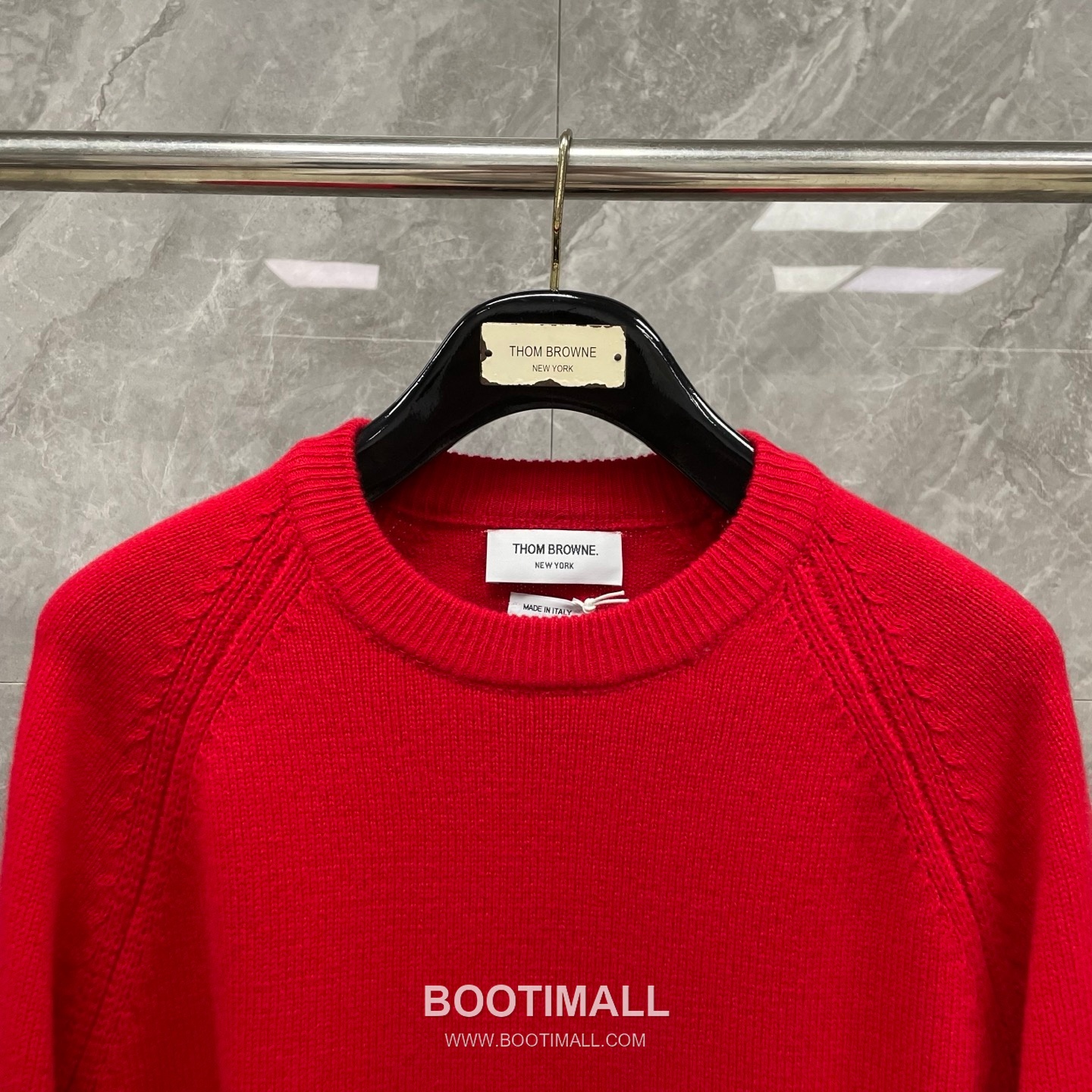 Thom Browne Crew Neck Short Wool Sweater with 4-Bar Stripe Wool Red Sweater 크루넥 숏 울 스웨터 4-바 스트라이프 울 레드 스웨터 8