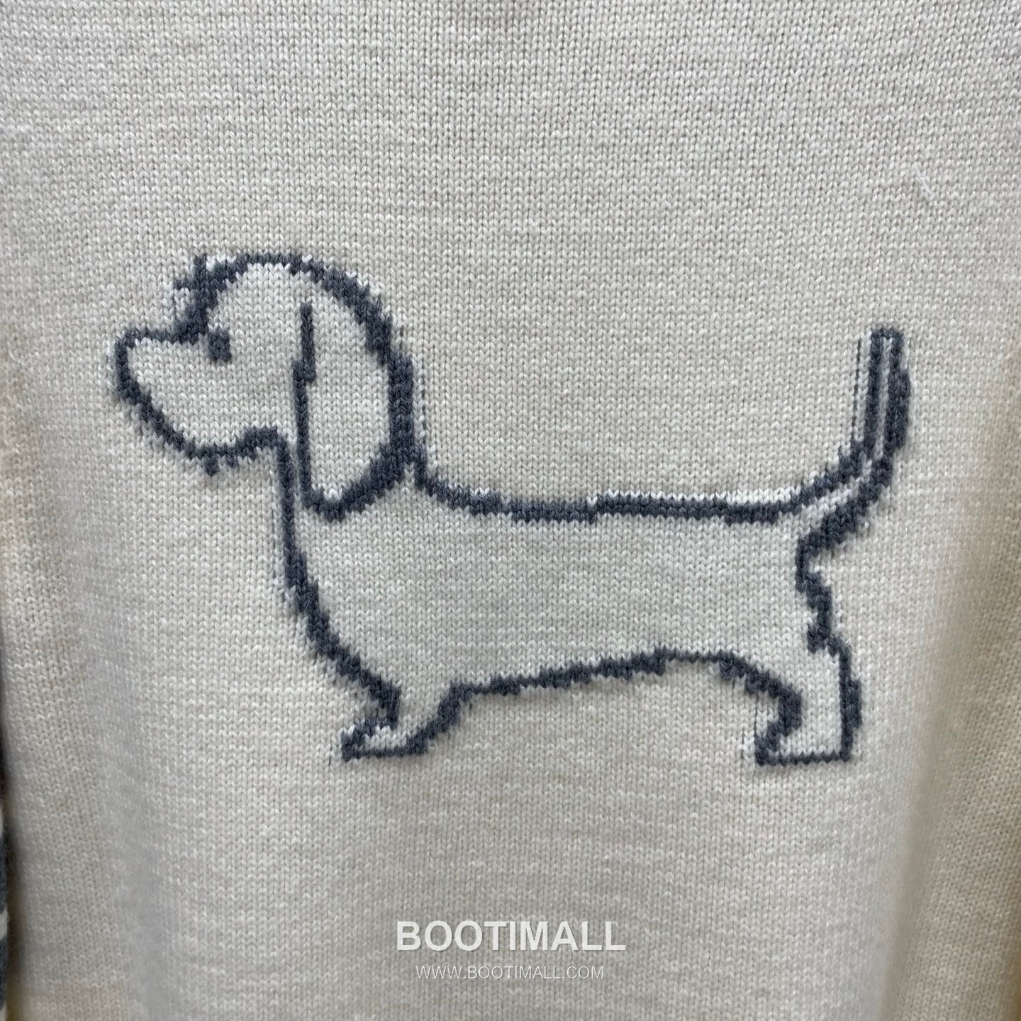 Thom Browne Back Dog Embroidered Short Cardigan Fine Wool Blend Red Cardigan 백 도그 자수 숏 카디건 파인 울 블렌드 레드 카디건 0, 1, 2 21