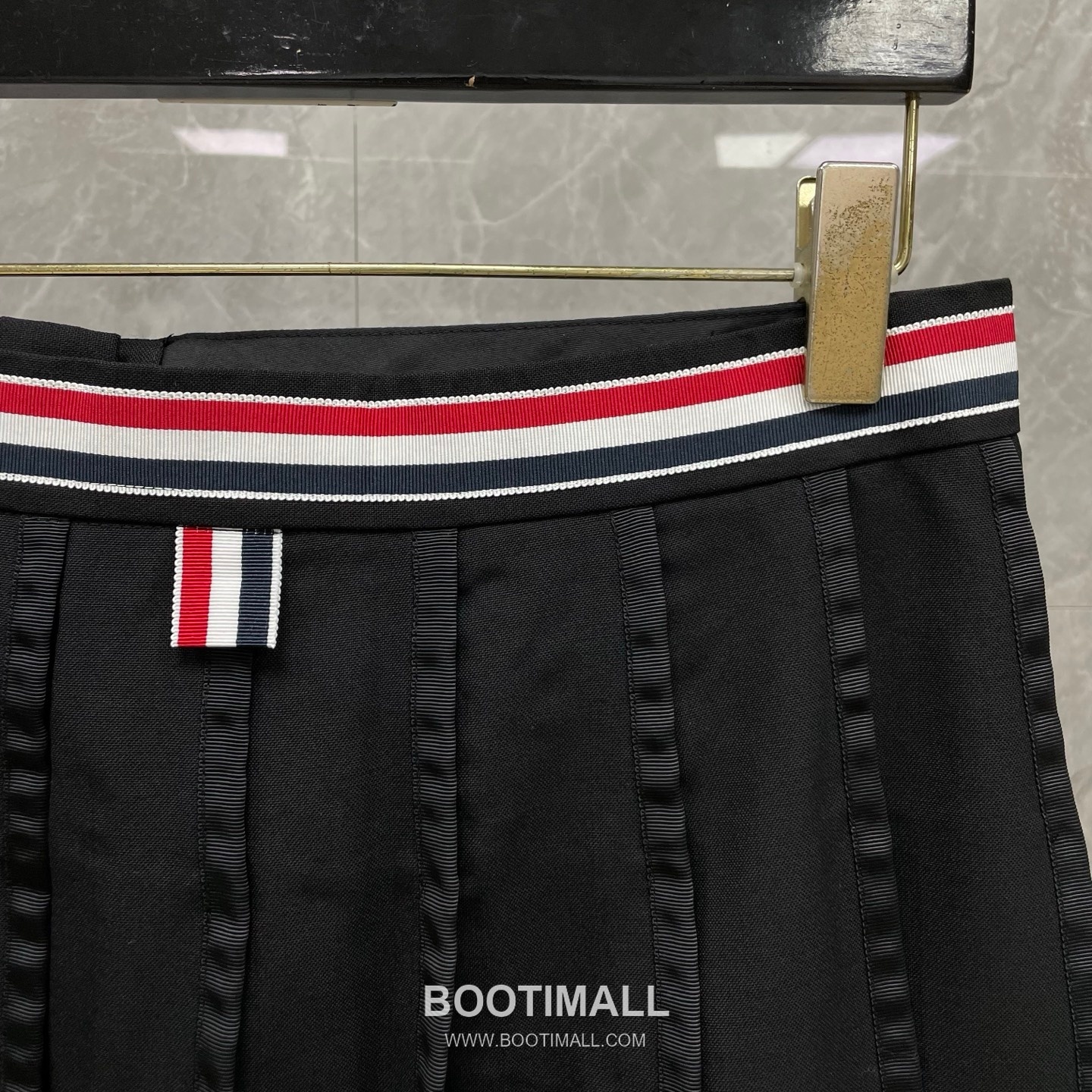 Thom Browne Tricolor Ribbed Hoodie Cotton Navy Hoodie 트라이컬러 리브드 후드 코튼 네이비 후드 -3 20