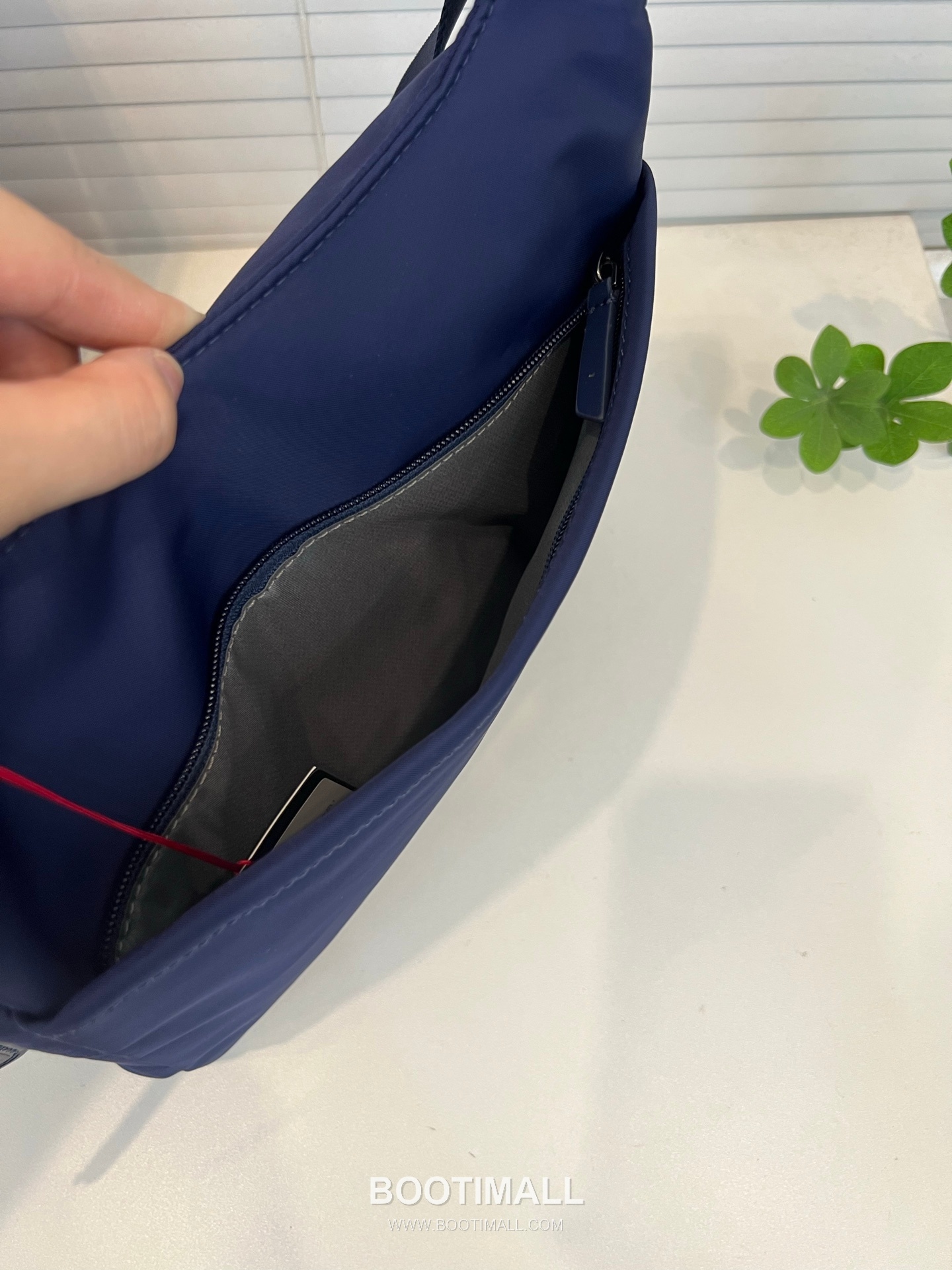 TUMI 196658 Voyageur Nylon Blue Crossbody Bag 투미 196658 보야저 나일론 블루 크로스백 29cm 4