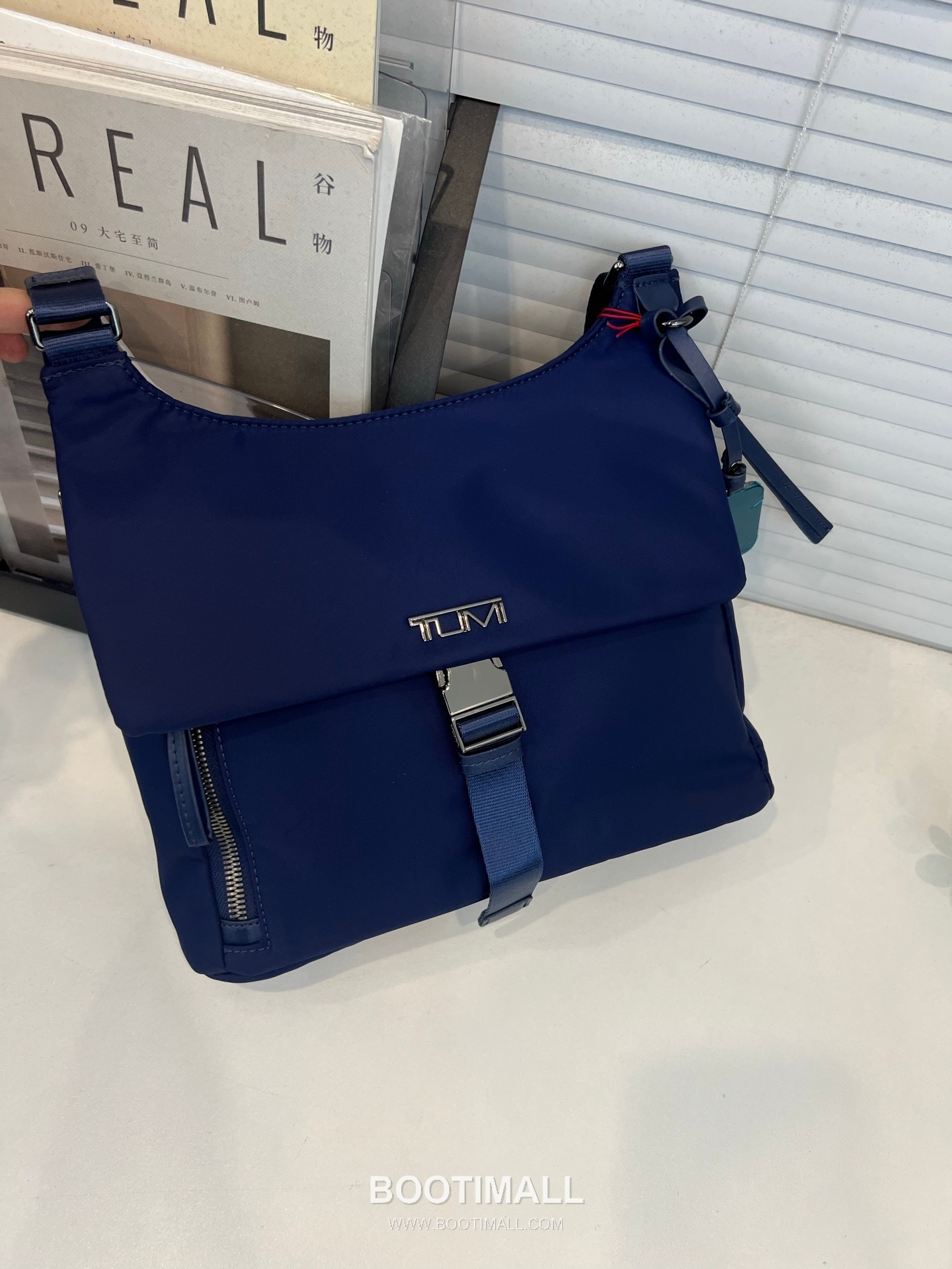 TUMI 196658 Voyageur Nylon Blue Crossbody Bag 투미 196658 보야저 나일론 블루 크로스백 29cm 5
