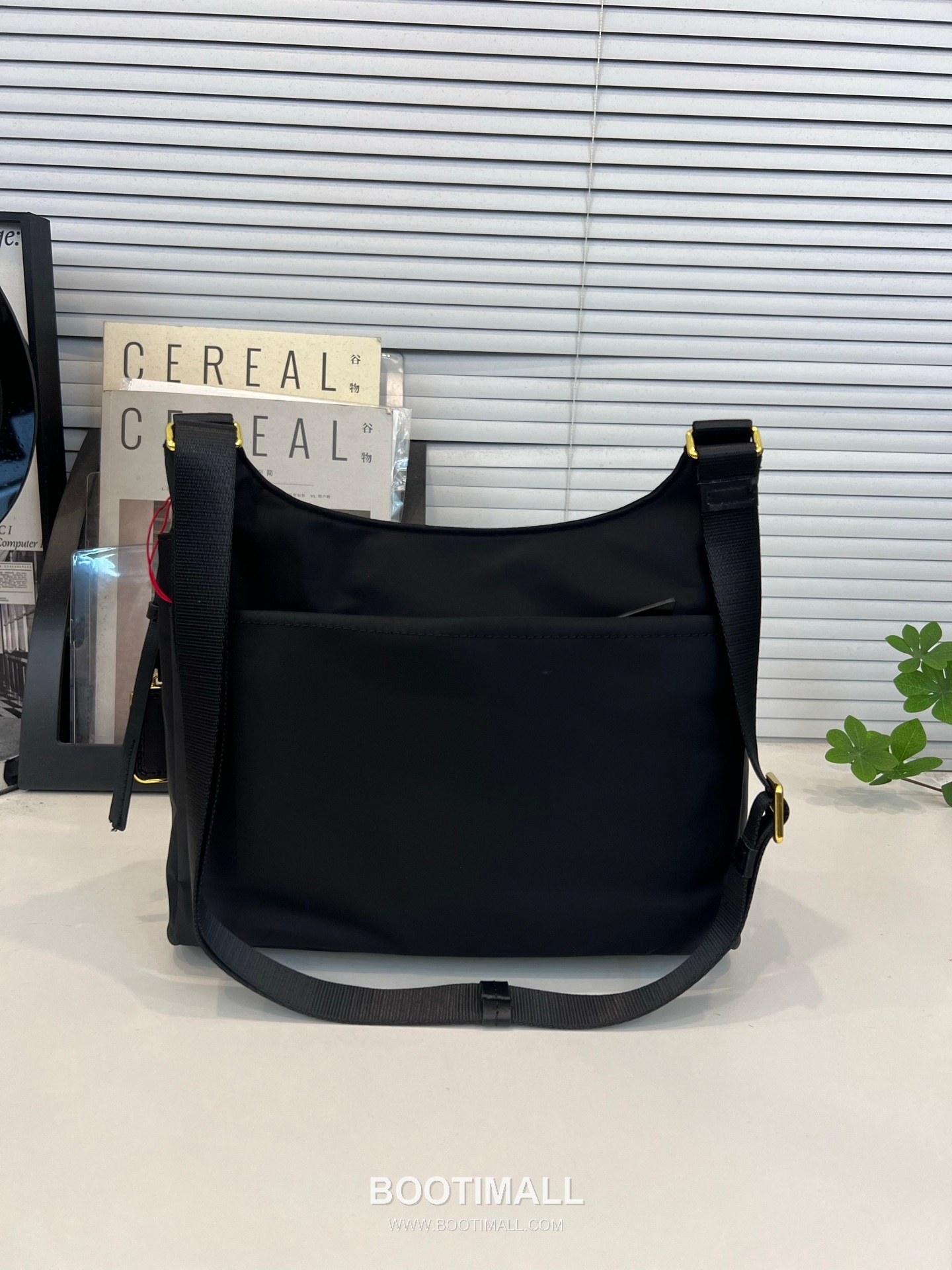 TUMI 196658 Voyageur Nylon Blue Crossbody Bag 투미 196658 보야저 나일론 블루 크로스백 29cm 3