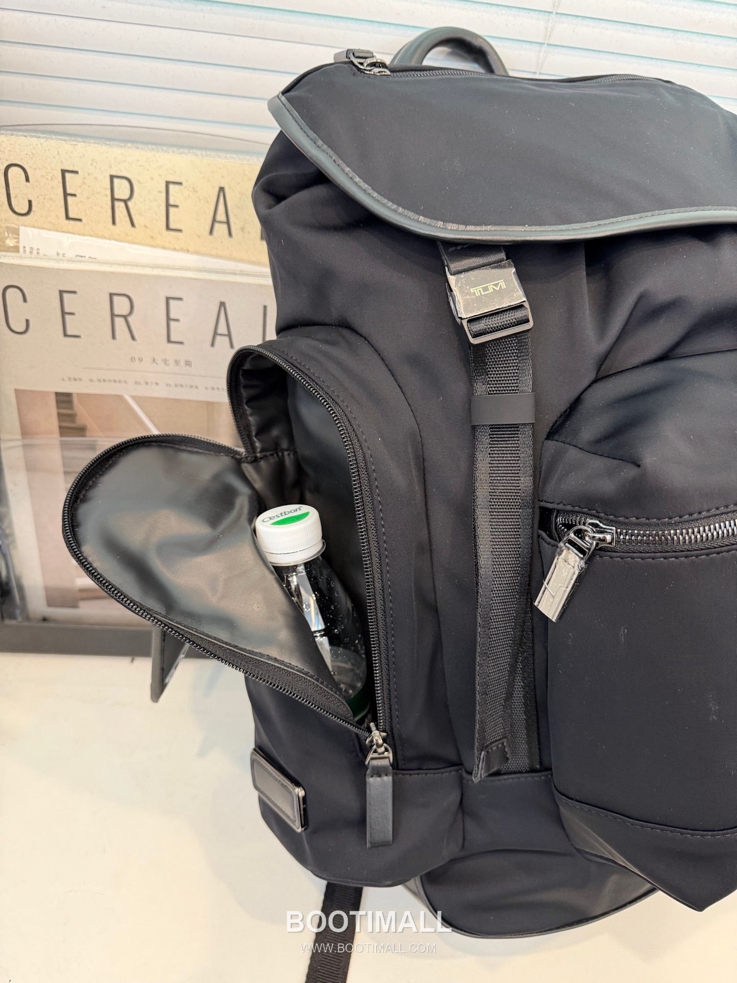 TUMI Harrison Drawstring Flap Backpack 66020618 Ballistic Nylon Black Backpack 투미 해리슨 드로스트링 플랩 백팩 66020618 발리스틱 나일론 블랙 백팩 49.5cm 6