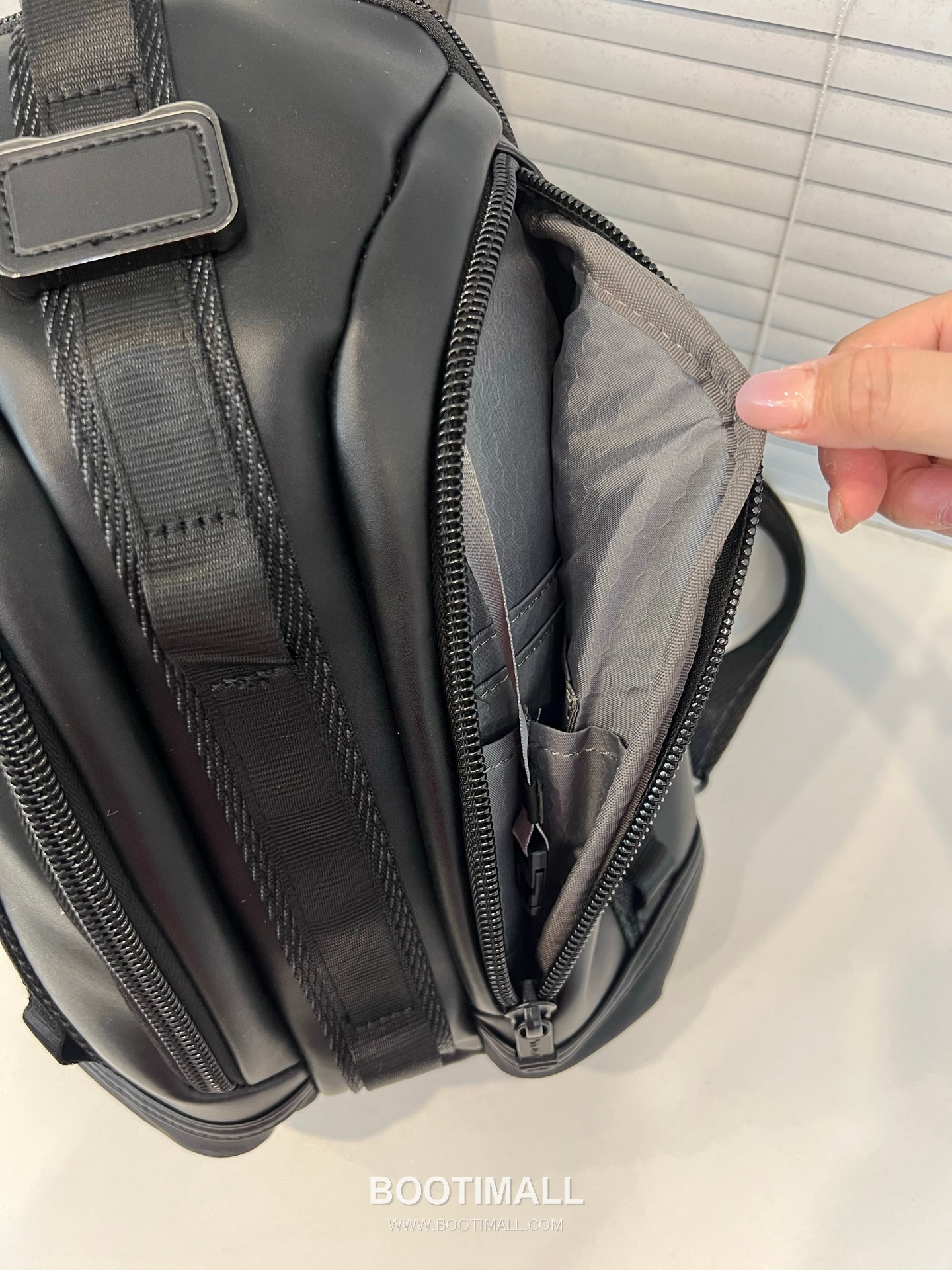 TUMI 932743 Alpha Bravo Convertible Ballistic Nylon Black Backpack 투미 932743 알파 브라보 컨버터블 발리스틱 나일론 블랙 백팩 36cm 5