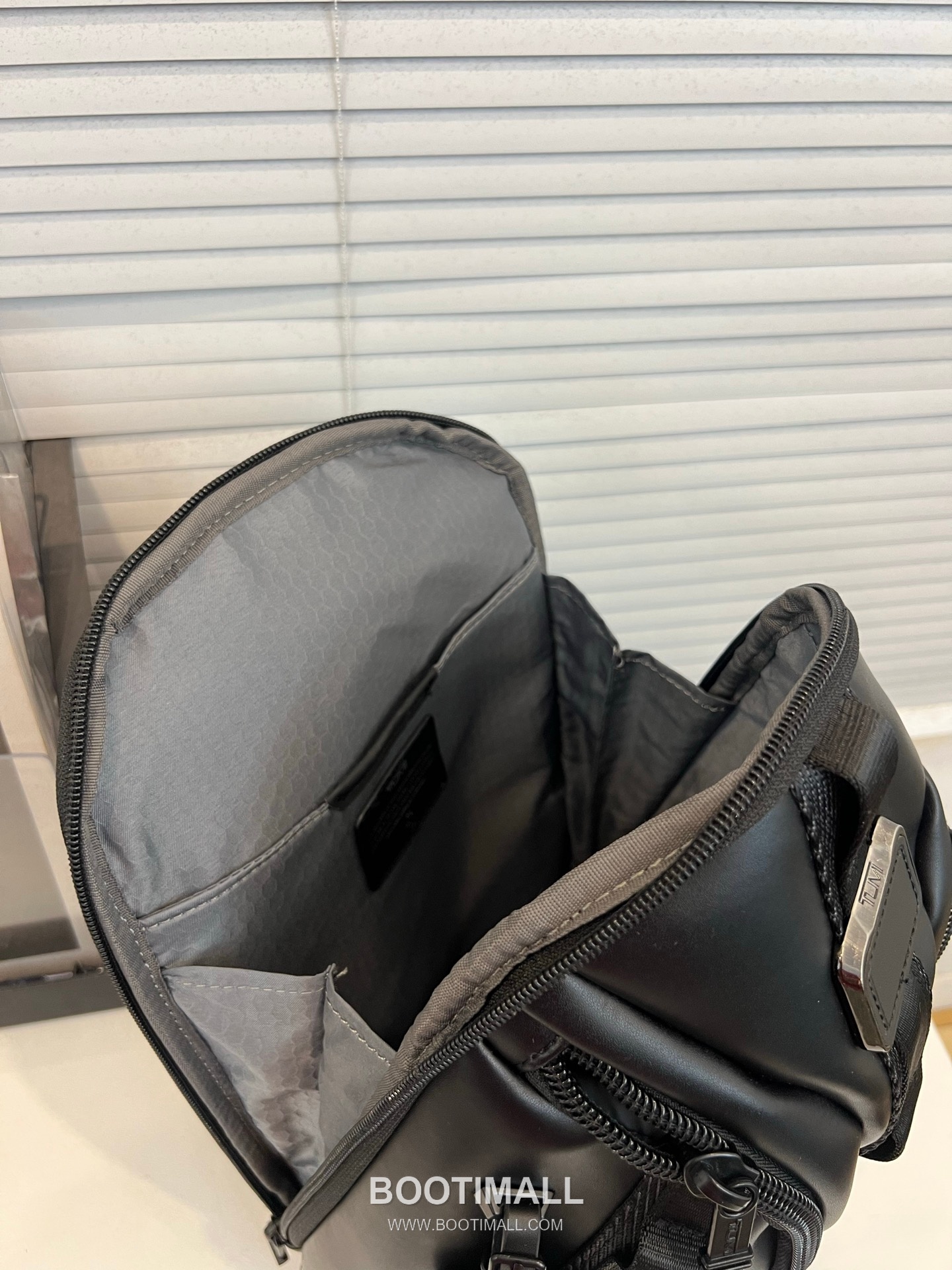 TUMI 932743 Alpha Bravo Convertible Ballistic Nylon Black Backpack 투미 932743 알파 브라보 컨버터블 발리스틱 나일론 블랙 백팩 36cm 8