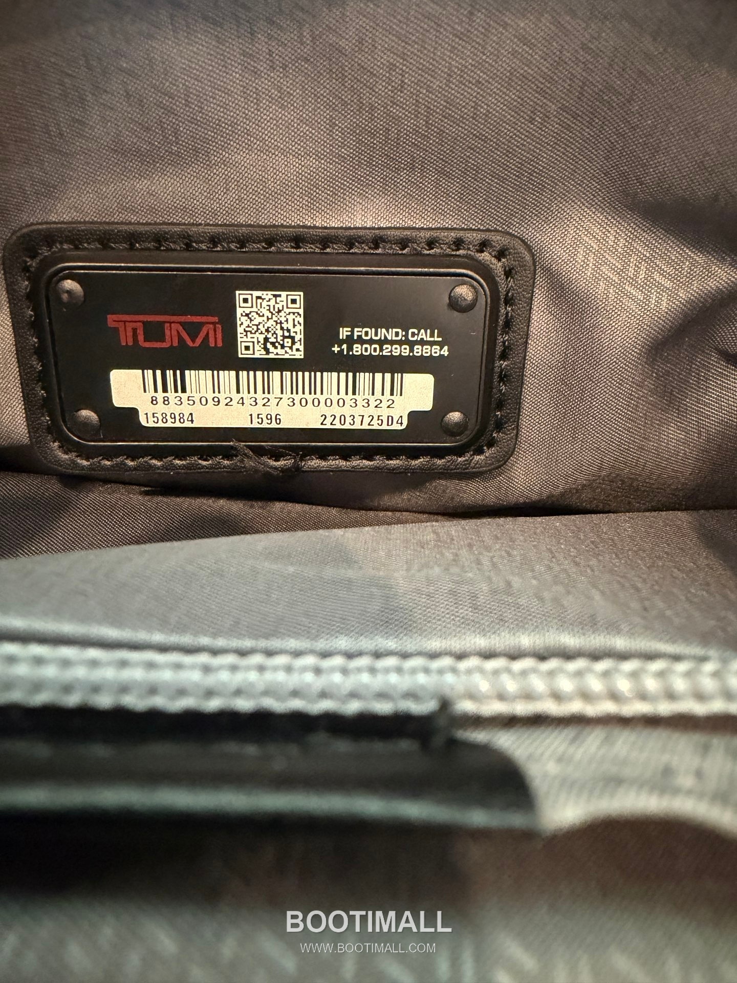 TUMI Alpha 4 Crossbody 2203725 Ballistic Nylon Black Crossbody Bag 투미 알파 4 크로스바디 2203725 발리스틱 나일론 블랙 크로스백 28cm 9