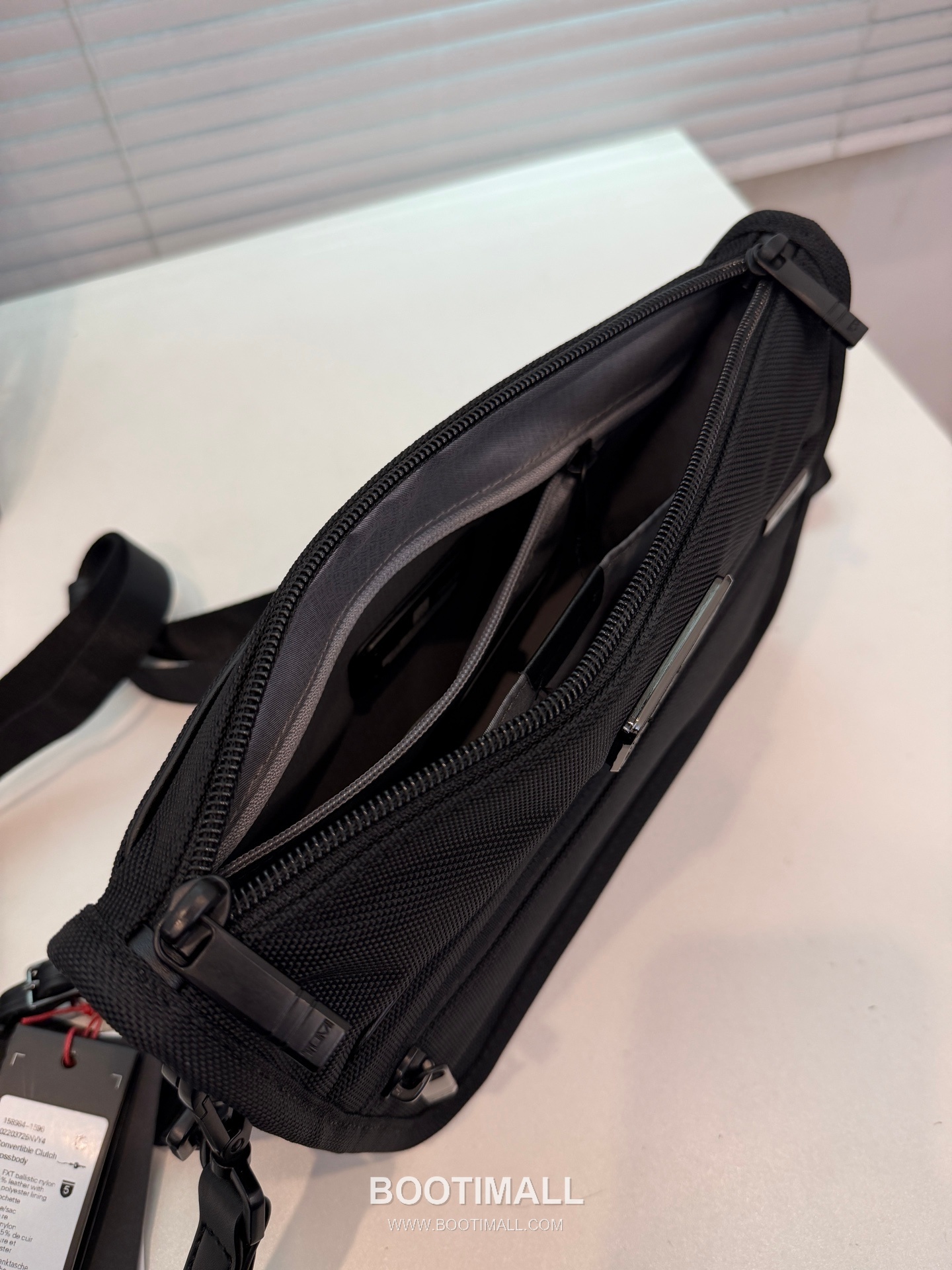 TUMI Alpha 4 Crossbody 2203725 Ballistic Nylon Black Crossbody Bag 투미 알파 4 크로스바디 2203725 발리스틱 나일론 블랙 크로스백 28cm 7