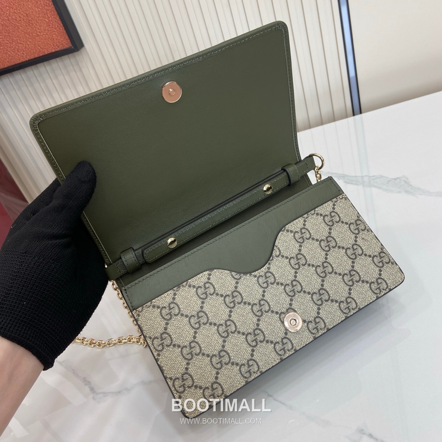 Gucci GG Emblem Chain Wallet 853716 GG Coated Canvas Beige/Brown/Forest Green Chain Wallet 구찌 GG 엠블럼 체인 월렛 853716 GG 코팅 캔버스 베이지/브라운/포레스트 그린 체인 월렛 20cm 8