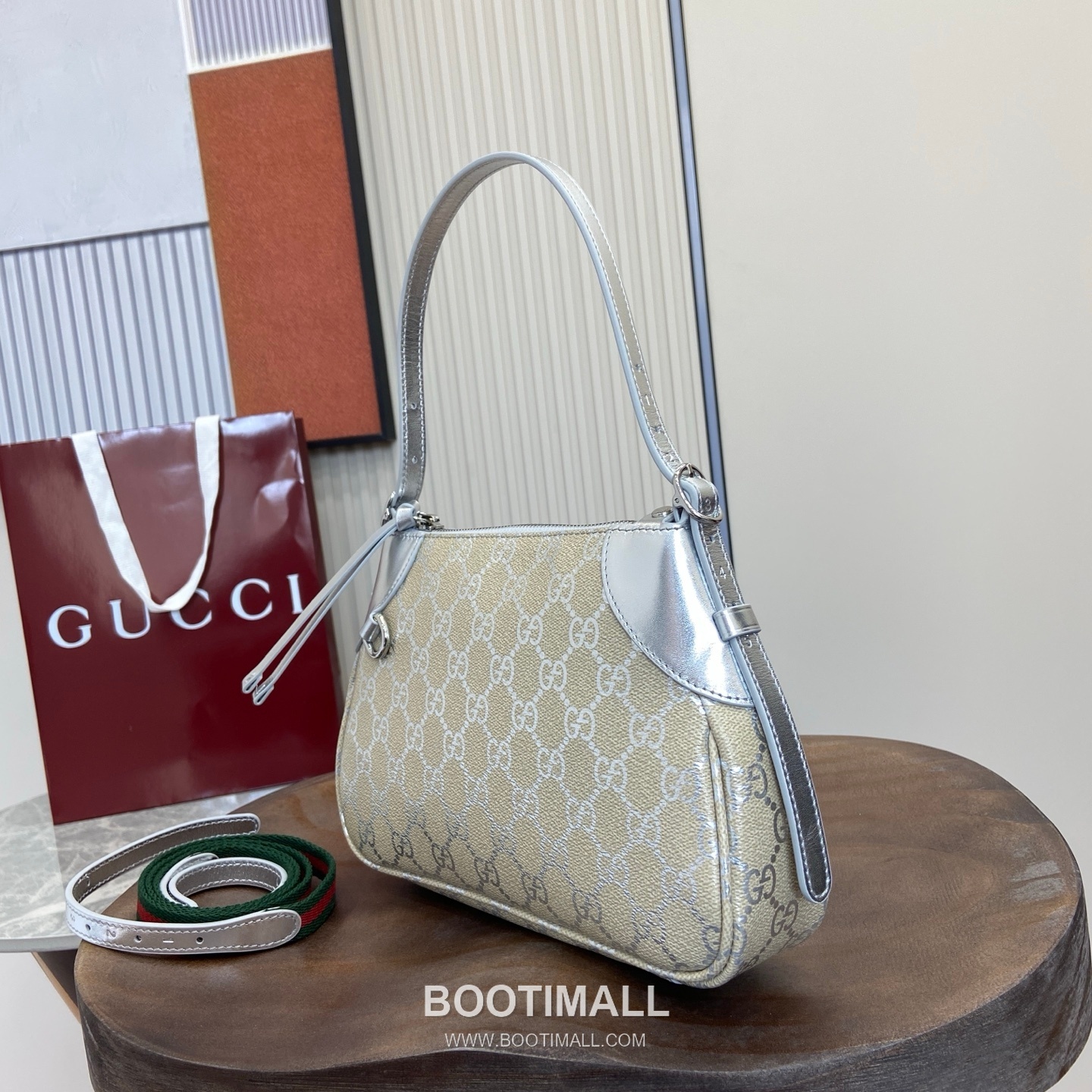Gucci GG Emblem Small Shoulder Bag 815218 GG Coated Canvas Beige Silver Shoulder Bag 구찌 GG 엠블렘 스몰 숄더백 815218 GG 코팅 캔버스 베이지 실버 숄더백 24.5cm 4