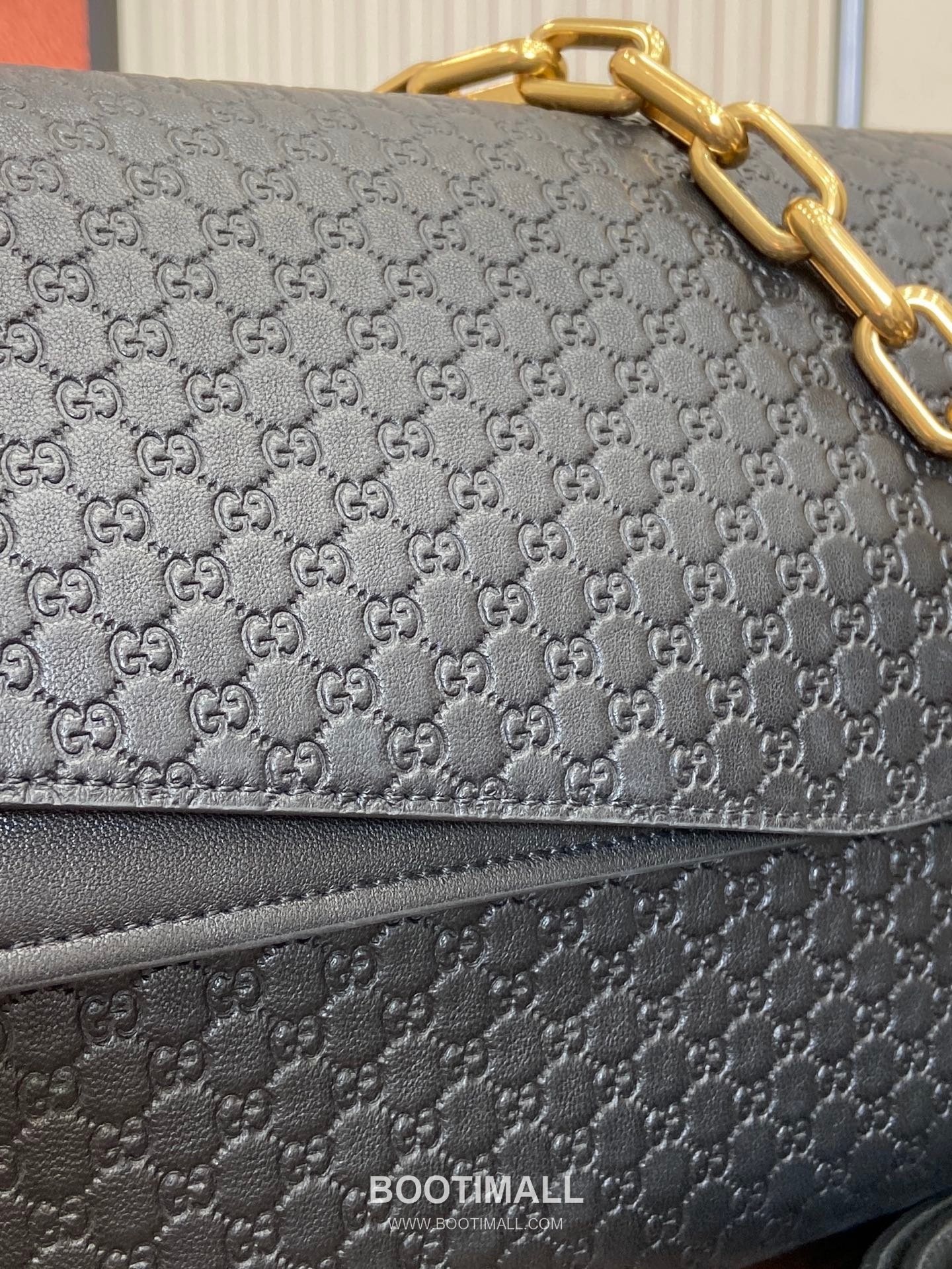 Marmont Large Shoulder Bag 857362 GG Embossed Leather Black Shoulder Bag 마몽 라지 숄더백 857362 GG 엠보싱 레더 블랙 숄더백 36cm 3