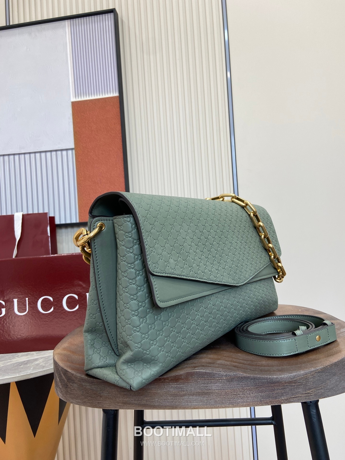 GG Marmont Large Shoulder Bag 857362 Embossed Leather Gray Green Shoulder Bag GG 마몽 라지 숄더백 857362 엠보싱 레더 그레이 그린 숄더백 36cm 2