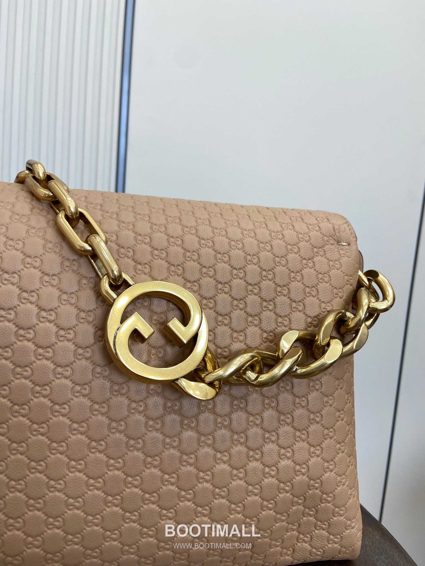 GG Marmont Large Shoulder Bag Embossed GG Leather Brown Shoulder Bag GG 마몬트 라지 숄더백 857362 엠보싱 GG 레더 브라운 숄더백 36cm 6