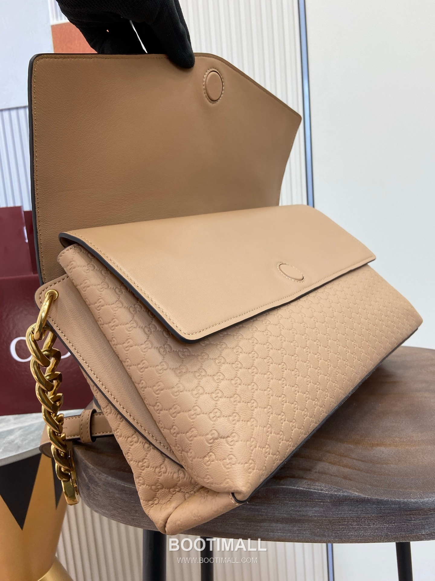 GG Marmont Large Shoulder Bag Embossed GG Leather Brown Shoulder Bag GG 마몬트 라지 숄더백 857362 엠보싱 GG 레더 브라운 숄더백 36cm 8