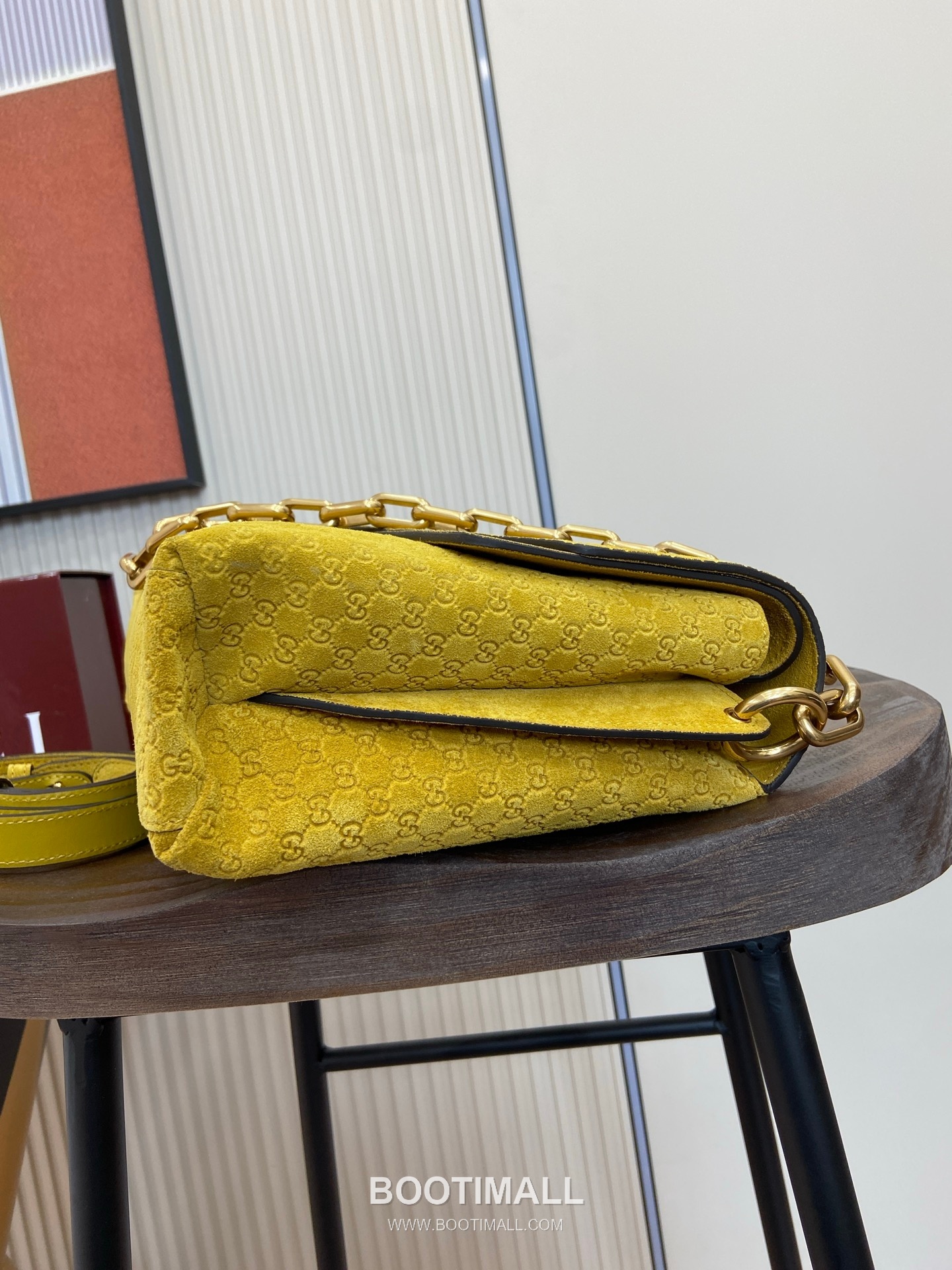 GG Marmont Large Top Handle Bag GG Embossed Velvet Yellow Top Handle Bag GG 마몽 라지 탑 핸들백 857362 GG 엠보싱 벨벳 옐로우 탑핸들백 36cm 7