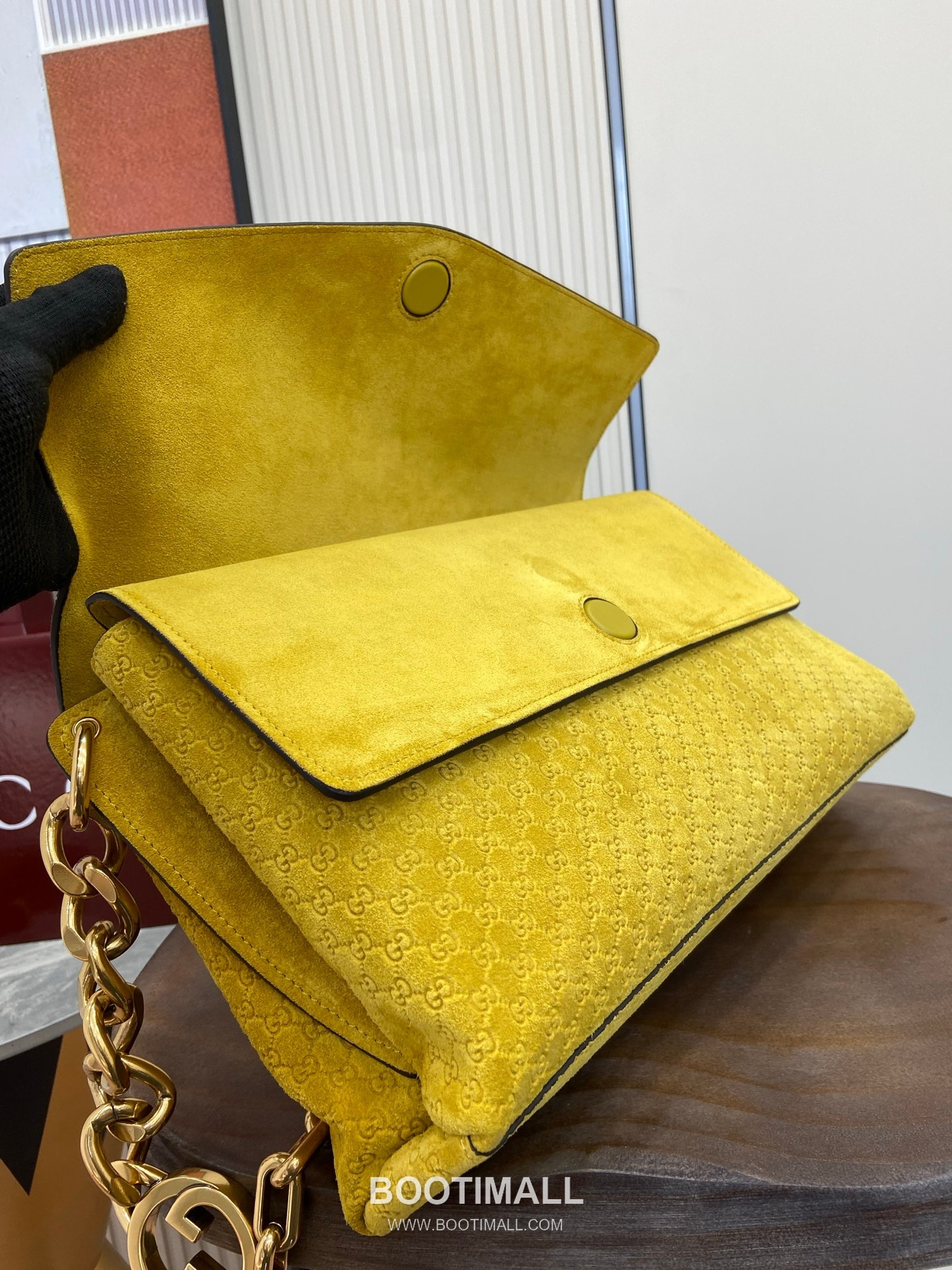 GG Marmont Large Top Handle Bag GG Embossed Velvet Yellow Top Handle Bag GG 마몽 라지 탑 핸들백 857362 GG 엠보싱 벨벳 옐로우 탑핸들백 36cm 8
