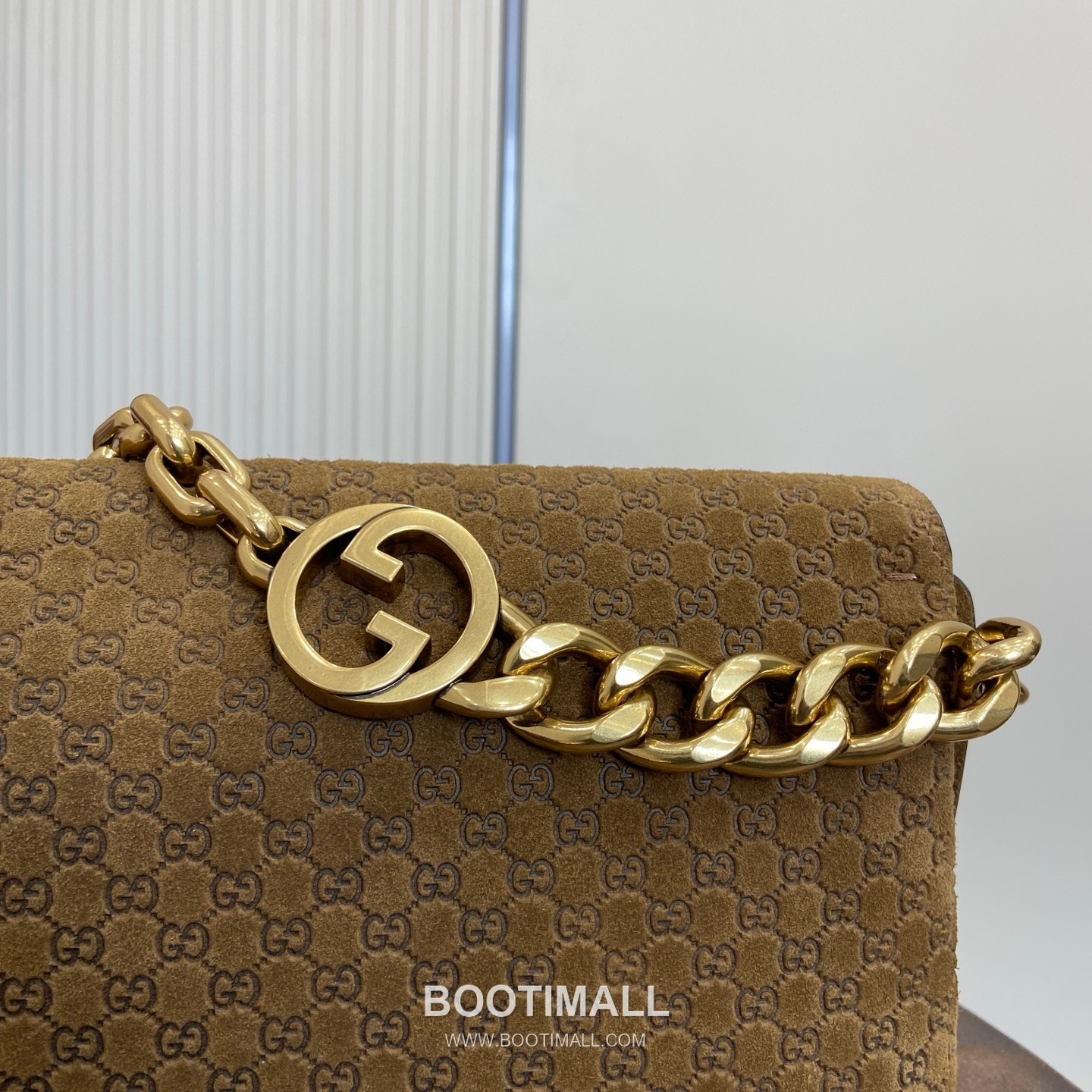 GG Marmont Matelassé Top Handle Bag GG Velvet & Embossed Leather Brown Top Handle Bag GG 마몽 마틀라쎄 탑핸들백 857622 GG 벨벳 & 엠보싱 레더 브라운 탑핸들백 28cm 7