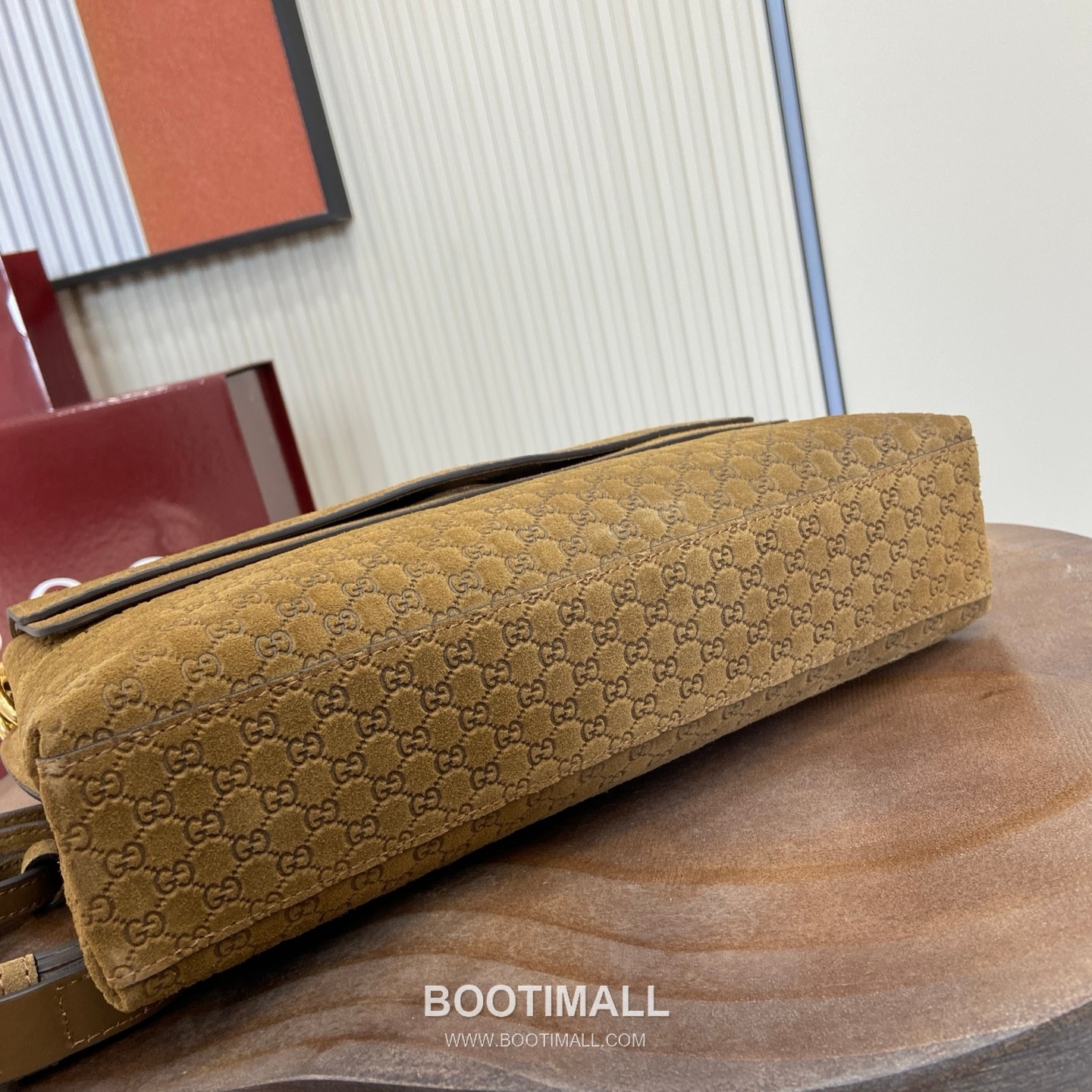 GG Marmont Matelassé Top Handle Bag GG Velvet & Embossed Leather Brown Top Handle Bag GG 마몽 마틀라쎄 탑핸들백 857622 GG 벨벳 & 엠보싱 레더 브라운 탑핸들백 28cm 8