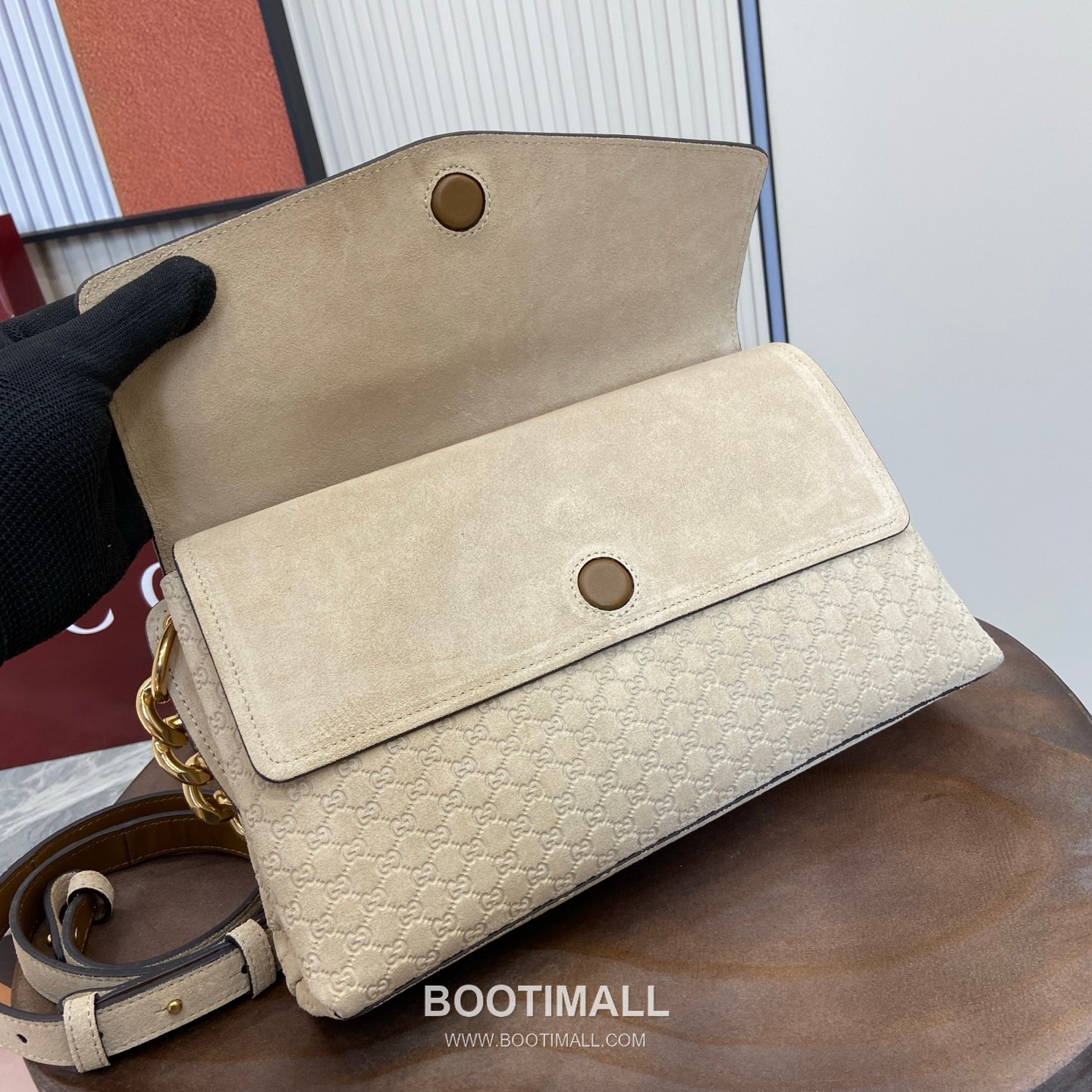 Gucci GG Marmont Matelassé Top Handle Bag GG Velvet & Embossed Leather Brown Top Handle Bag 구찌 GG 마몽 마틀라쎄 탑핸들백 857622 GG 벨벳 & 엠보싱 레더 브라운 탑핸들백 28cm 8