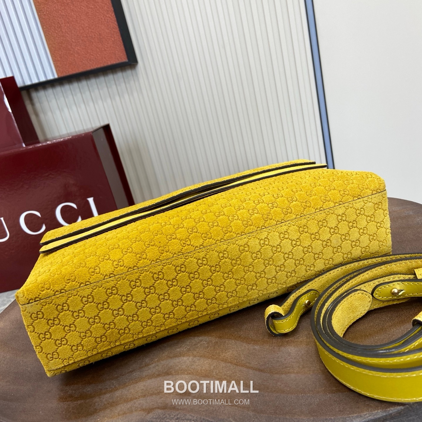 Gucci GG Marmont 857622 GG Velvet with Embossing Yellow Shoulder Bag 구찌 GG 마몽 857622 GG 벨벳 엠보싱 옐로우 숄더백 28cm 5