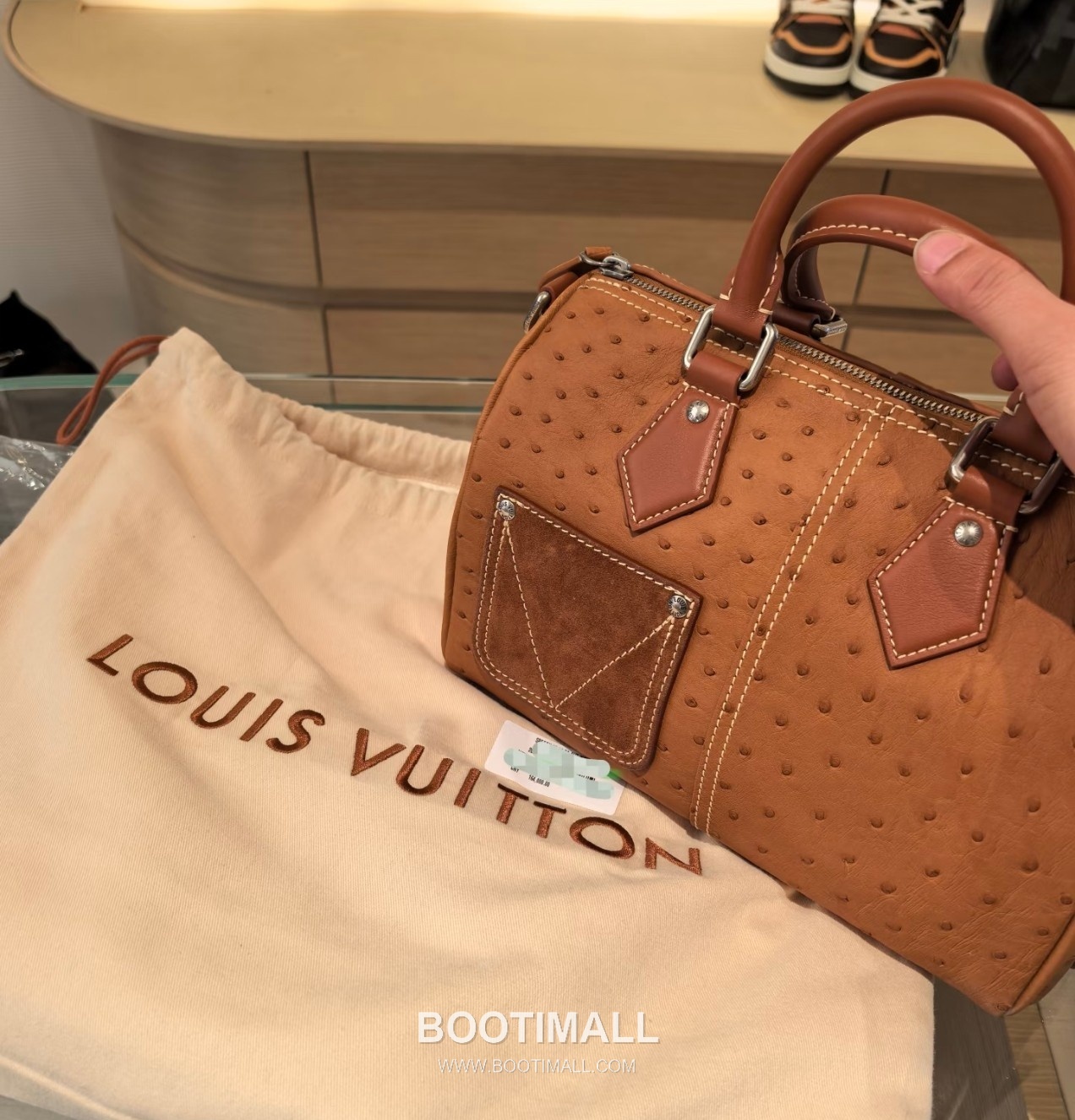 Louis Vuitton Speedy Bandoulière 25 Ostrich Leather Brown Shoulder Bag 루이비통 스피디 반둘리에르 25 M89119 오스트리치 레더 브라운 숄더백 25cm 6