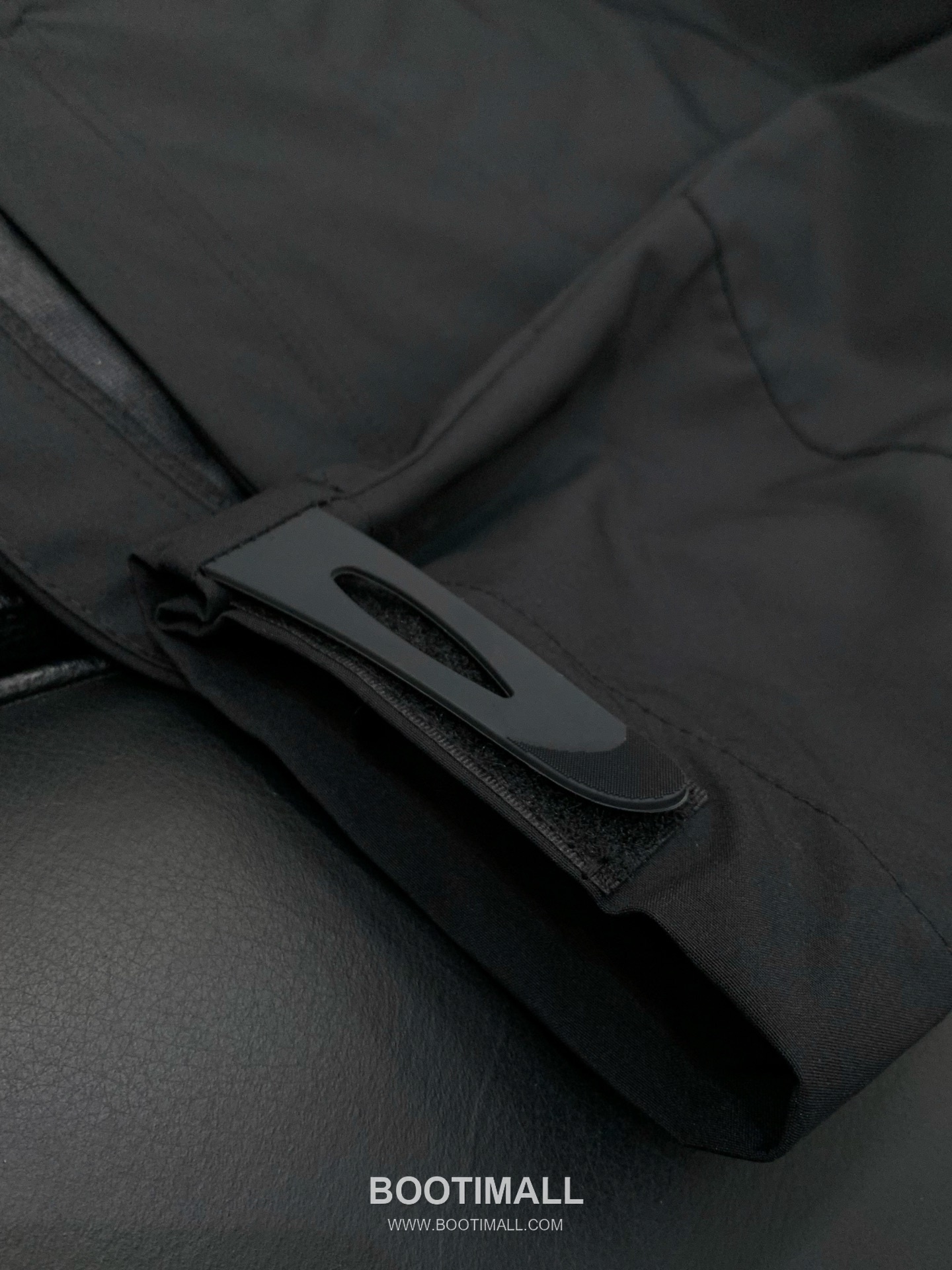 Stone Island Embroidered Logo Hooded Jacket Cotton Blend 4 Colors Available Jacket 엠브로이더리 로고 후드 자켓 코튼 혼방 4컬러 전개 자켓 S, M, L, XL 6