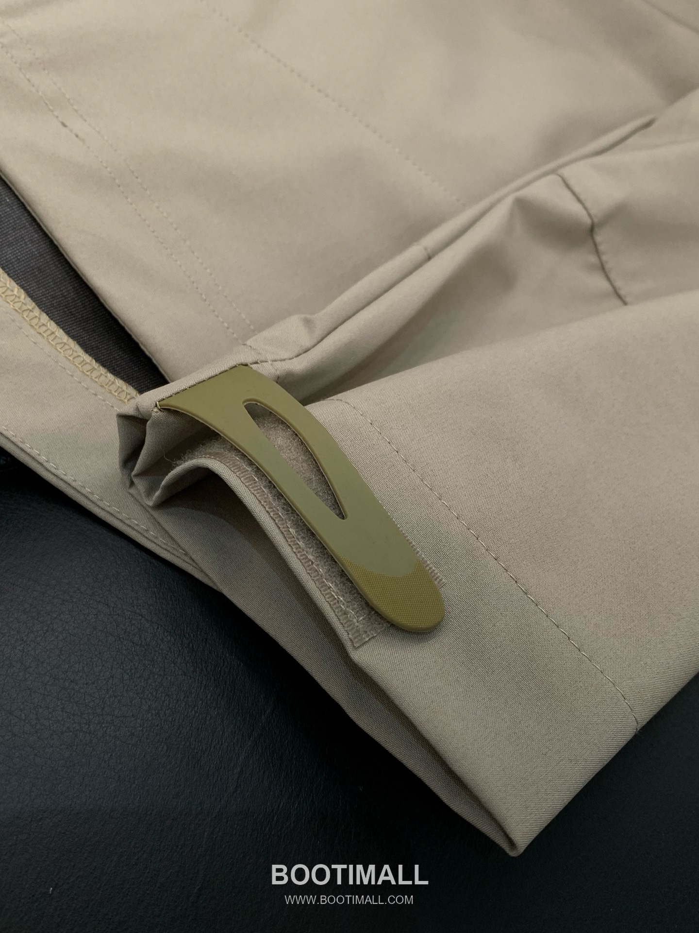 Stone Island Embroidered Logo Hooded Jacket Cotton Blend 4 Colors Available Jacket 엠브로이더리 로고 후드 자켓 코튼 혼방 4컬러 전개 자켓 6