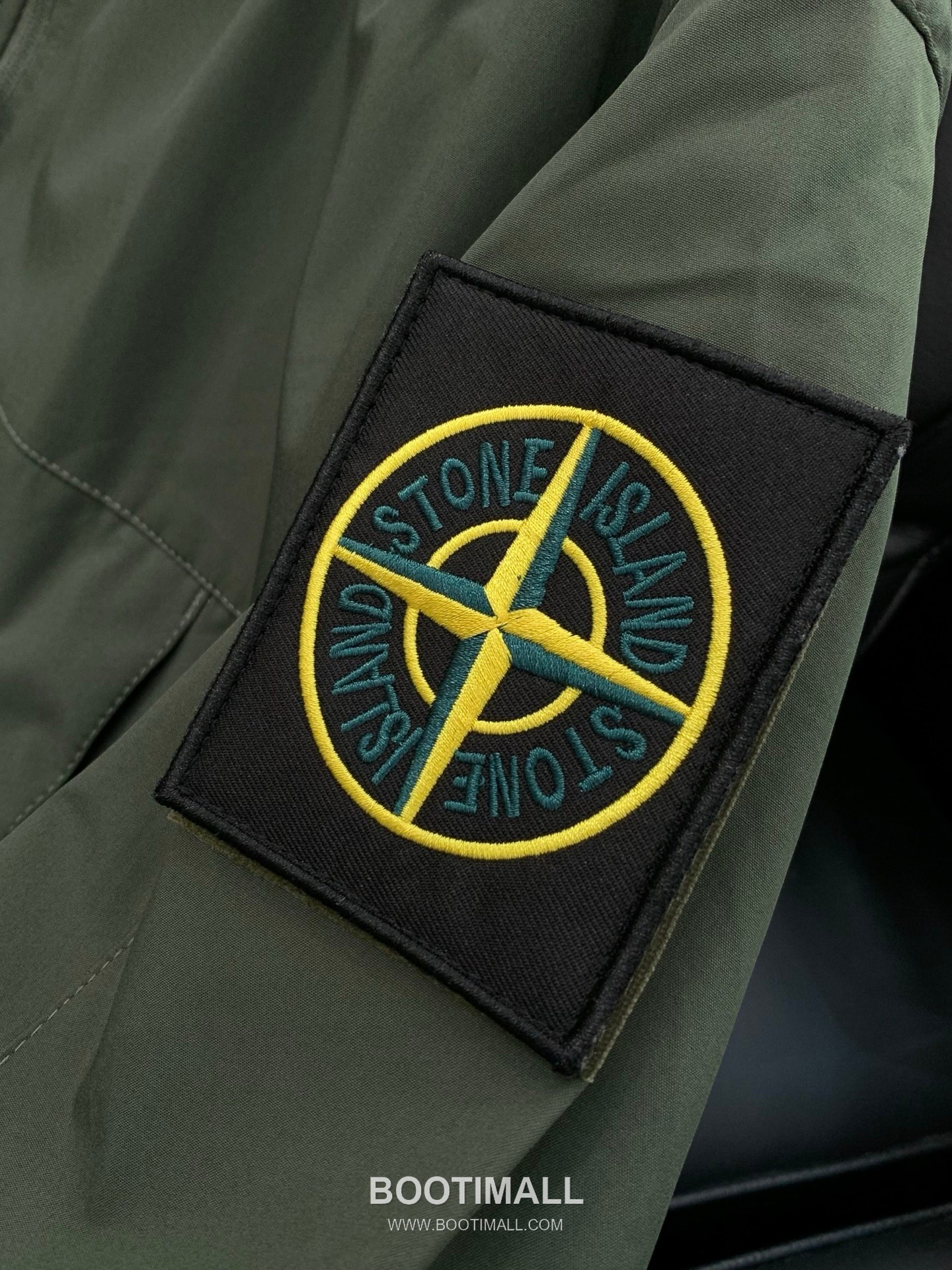 Stone Island Embroidered Logo Hooded Jacket Cotton Blend 4 Colors Available Jacket 엠브로이더리 로고 후드 자켓 코튼 혼방 4컬러 전개 자켓 5