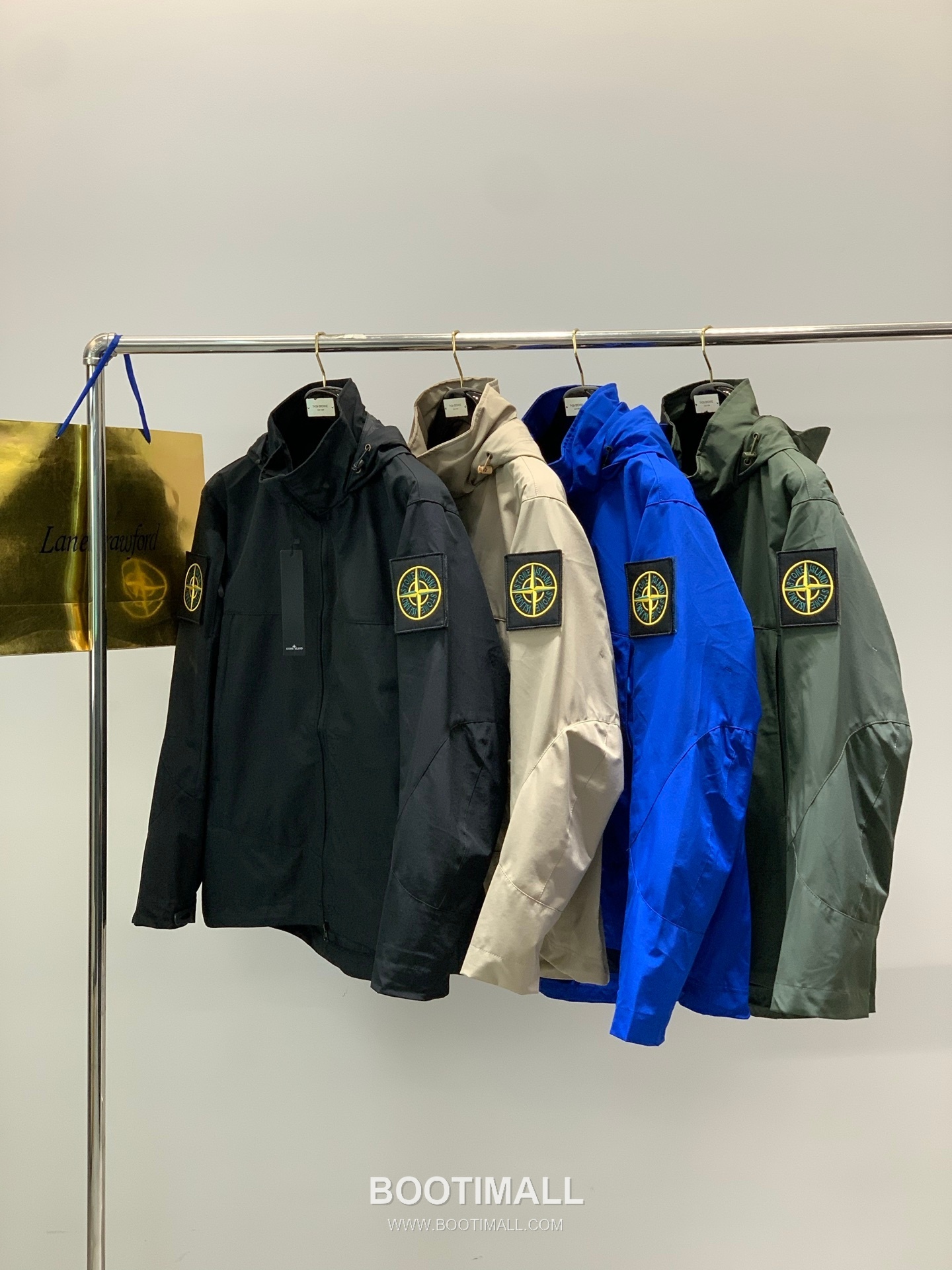 Stone Island Embroidered Logo Hooded Jacket Cotton Blend 4 Colors Available Jacket 엠브로이더리 로고 후드 자켓 코튼 혼방 4컬러 전개 자켓 9