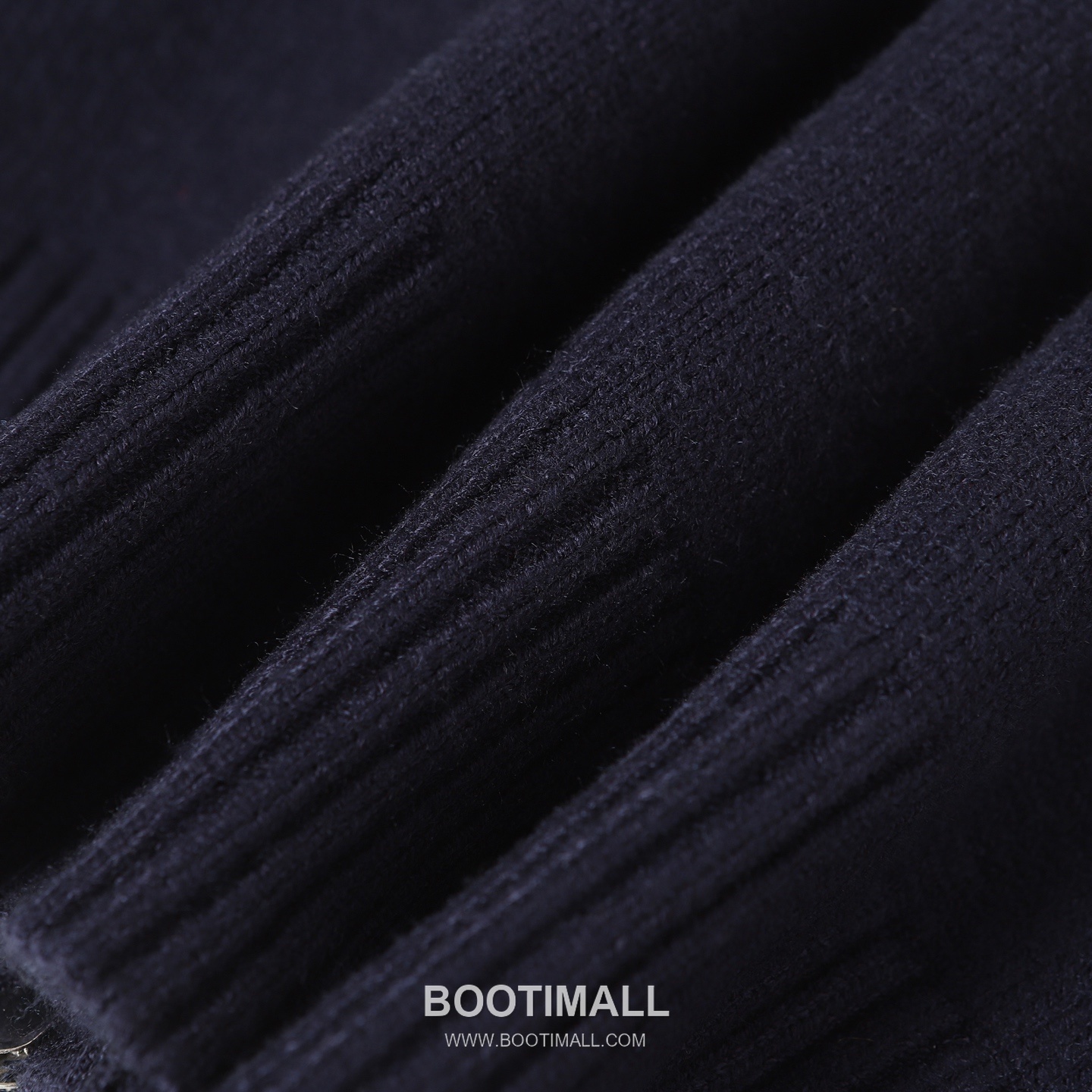 Thom Browne 4-Bar Sailboat Zip-Up Cardigan Wool Blend Navy / Gray Cardigan 톰브라운 4바 세일보트 집업 카디건 울 혼방 네이비 / 그레이 카디건 -2 22