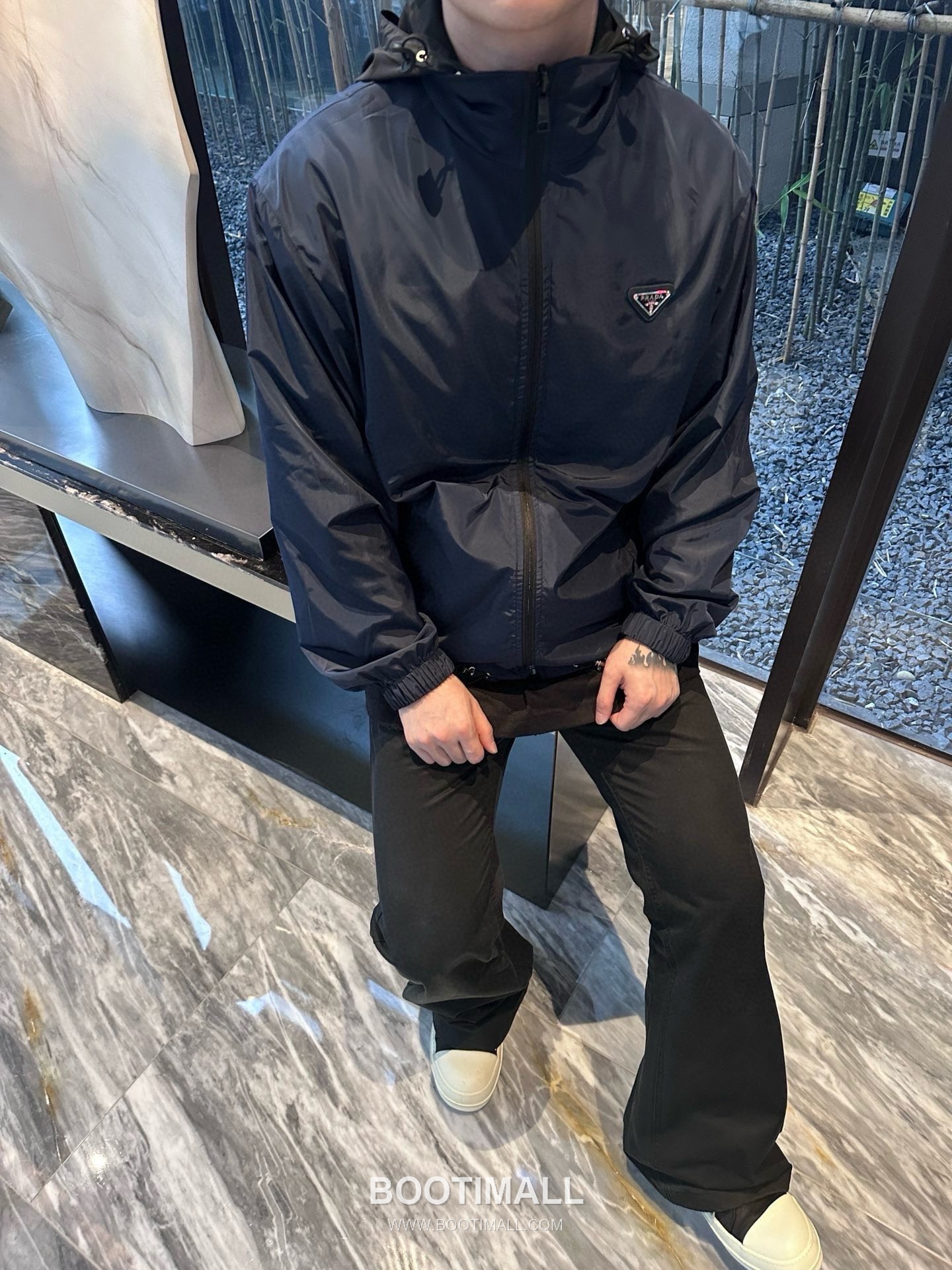 Prada Re-Nylon Reversible Logo Jacket Nylon Two-Tone Jacket 프라다 리나일론 리버서블 로고 자켓 나일론 투톤 자켓 S, M, L, XL 6