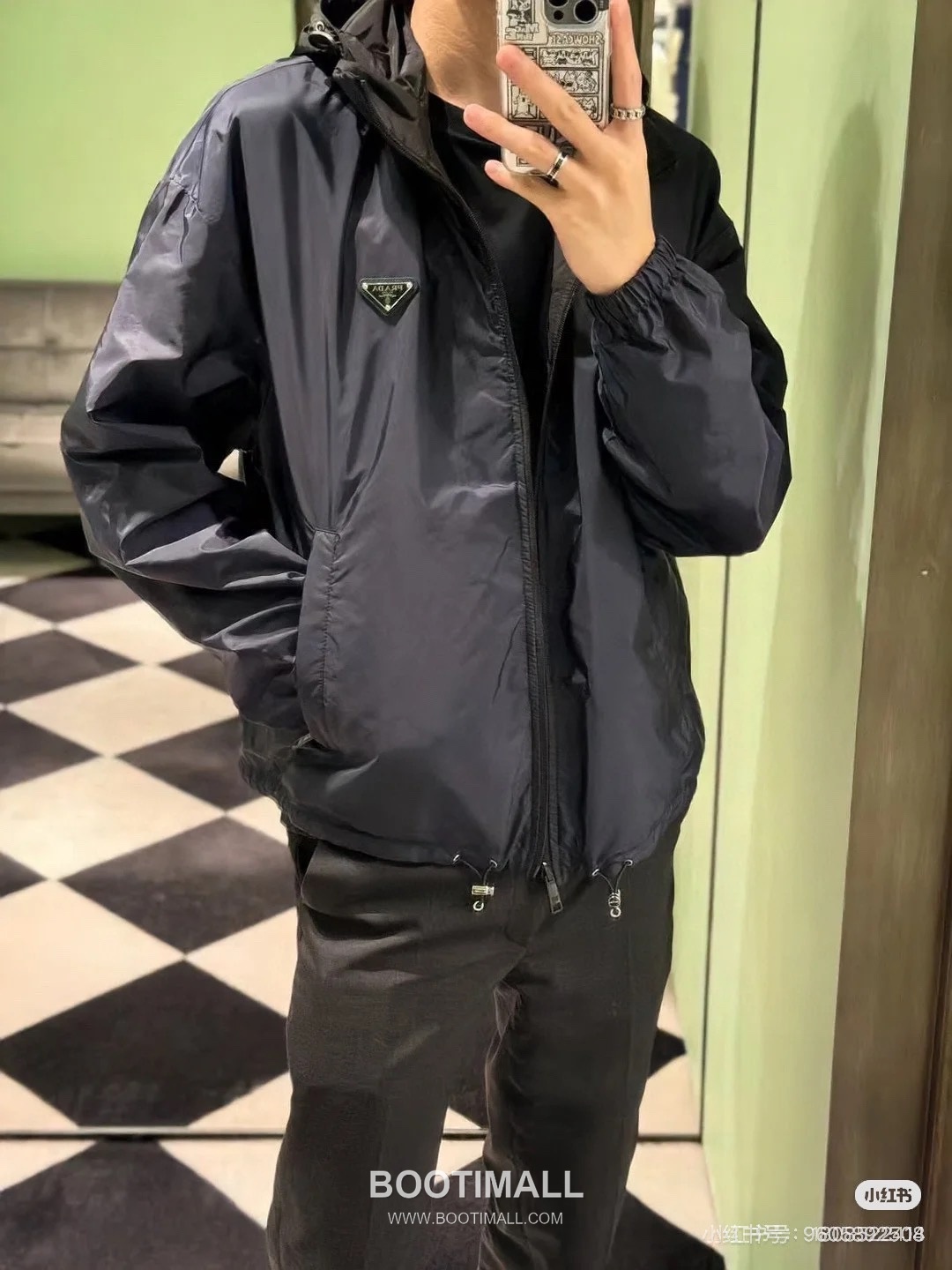 Prada Re-Nylon Reversible Logo Jacket Nylon Two-Tone Jacket 프라다 리나일론 리버서블 로고 자켓 나일론 투톤 자켓 S, M, L, XL 12