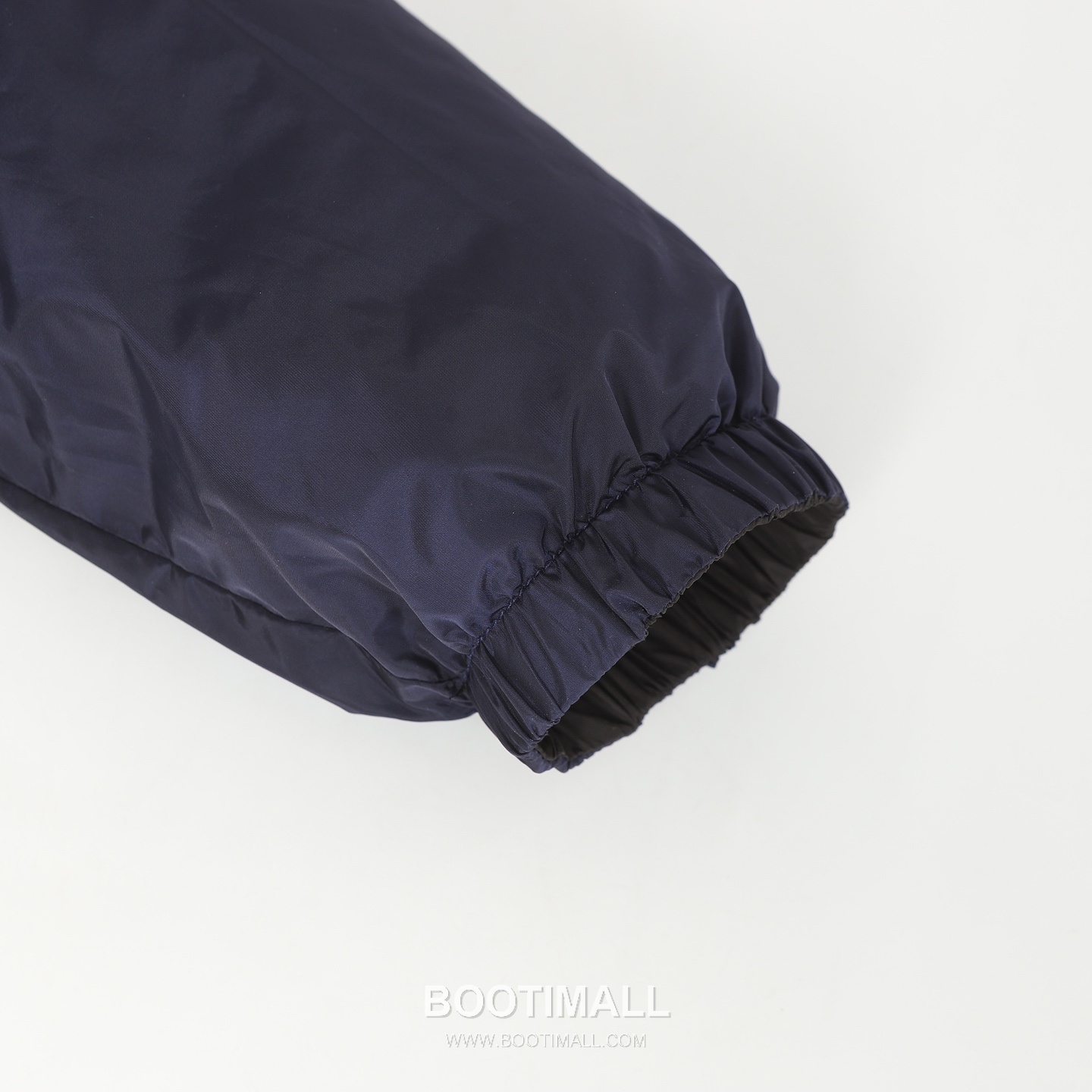 Prada Re-Nylon Reversible Logo Jacket Nylon Two-Tone Jacket 프라다 리나일론 리버서블 로고 자켓 나일론 투톤 자켓 S, M, L, XL 17