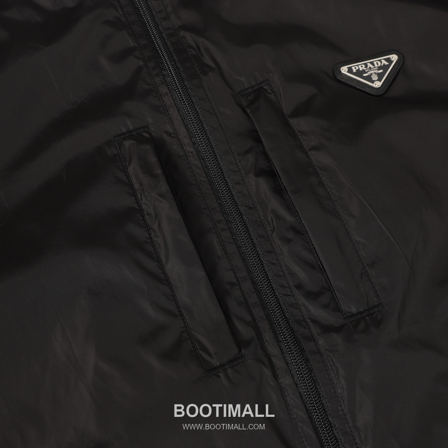 Prada Re-Nylon Reversible Logo Jacket Nylon Two-Tone Jacket 프라다 리나일론 리버서블 로고 자켓 나일론 투톤 자켓 S, M, L, XL 6