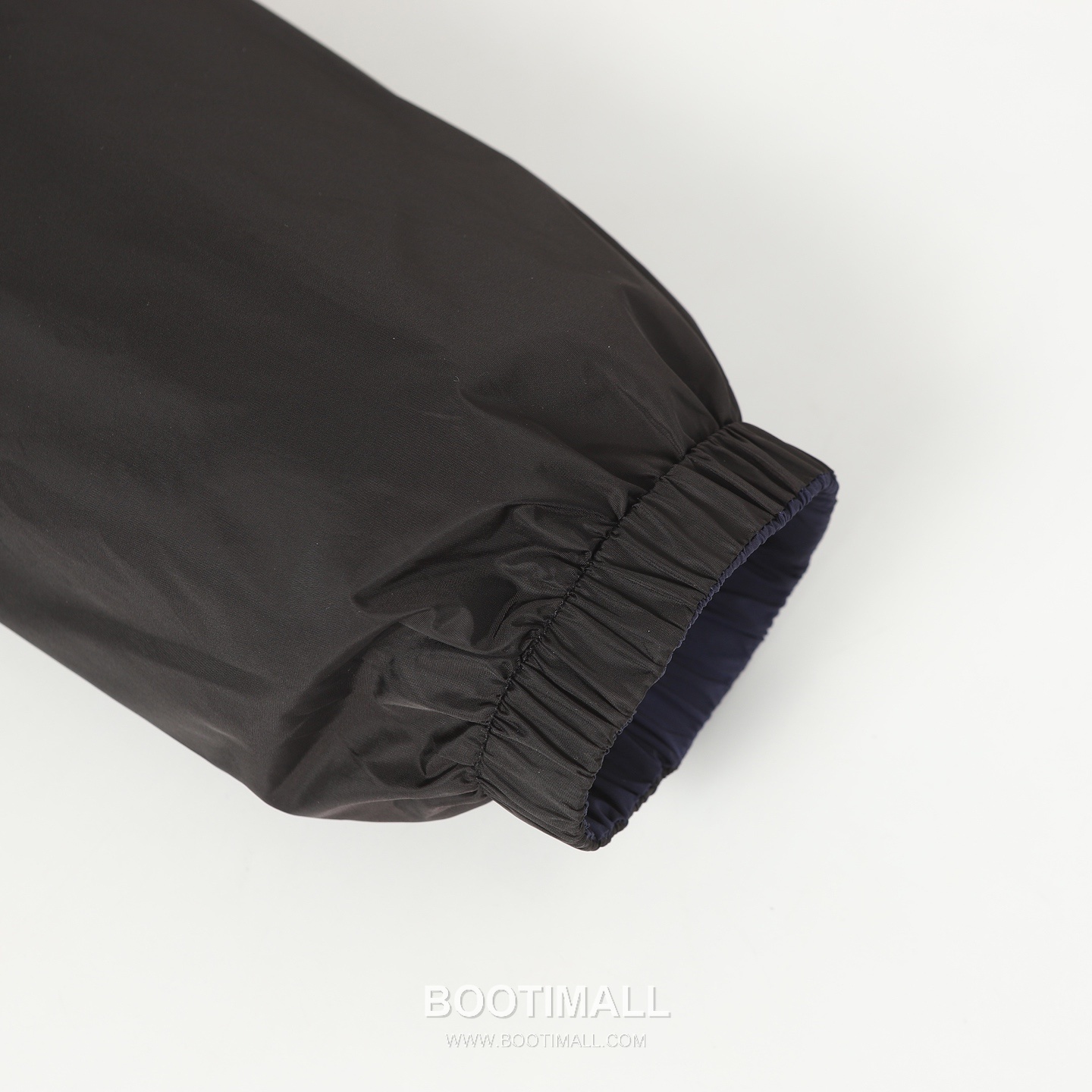 Prada Re-Nylon Reversible Logo Jacket Nylon Two-Tone Jacket 프라다 리나일론 리버서블 로고 자켓 나일론 투톤 자켓 S, M, L, XL 11