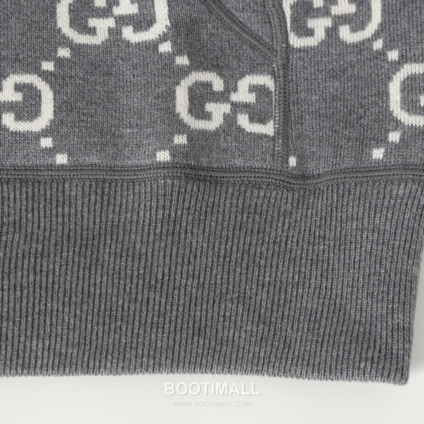 Gucci GG Reversible Wool Zip-Up Hoodie Cashmere Navy Gray Hoodie 구찌 GG 리버서블 울 집업 후드 캐시미어 네이비 그레이 후드 S, M, L, XL 24